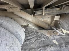 1997 MACK RD8 - Image 24