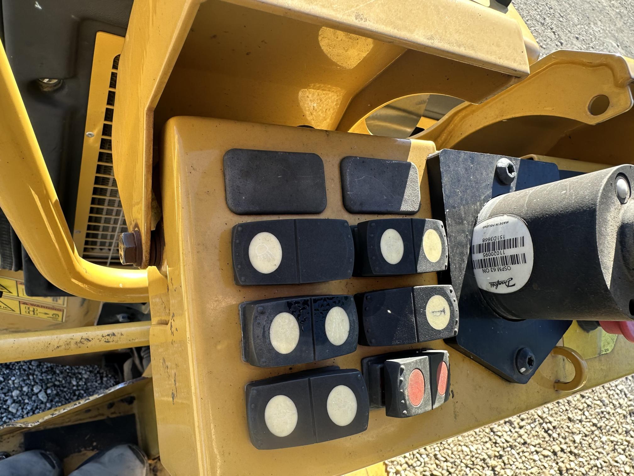 2022 CATERPILLAR CB 1.8 - Image 18