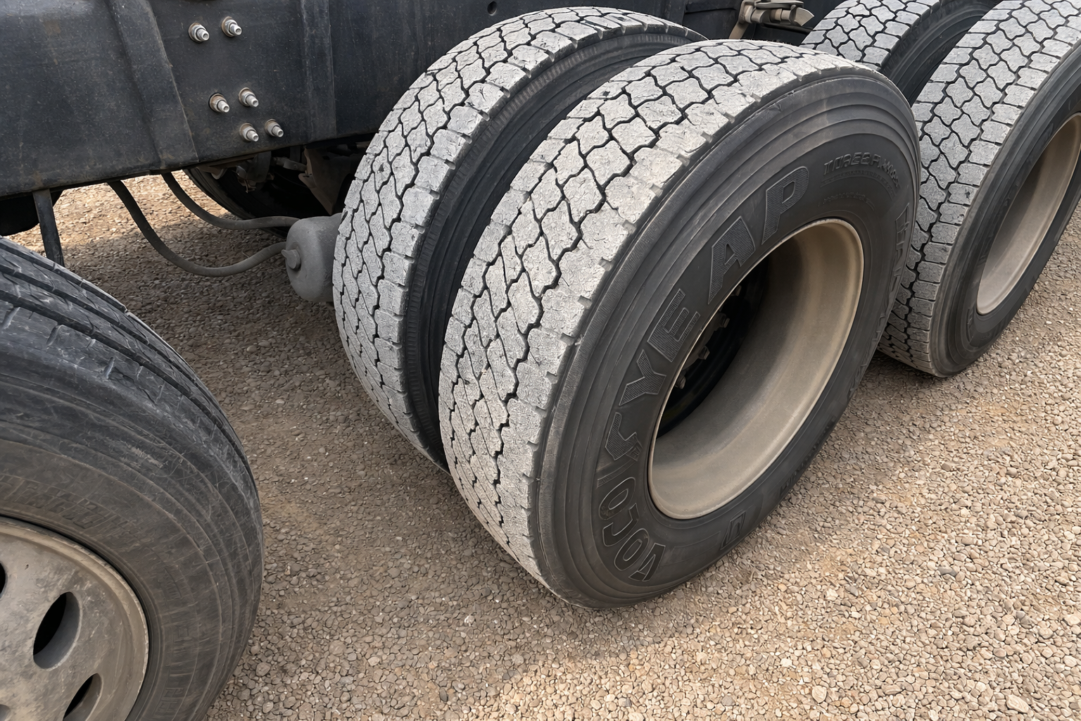 2013 MACK Granite CU713 - view 19 of 42