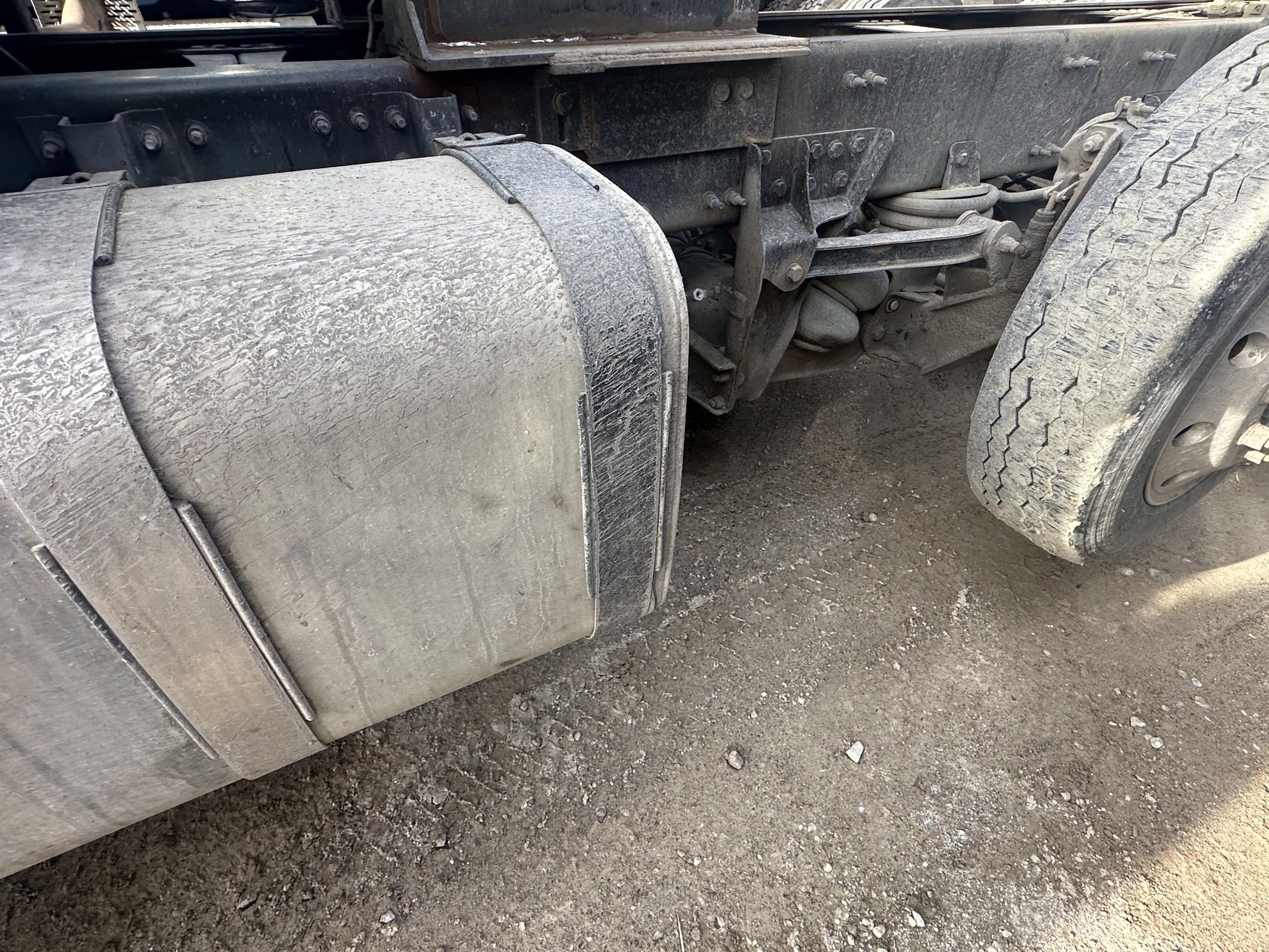 2013 MACK Granite CU713 - Image 18