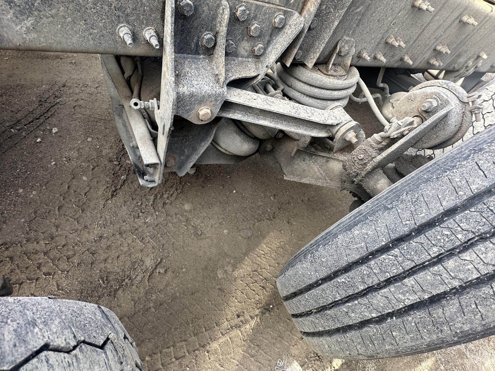 2013 MACK Granite CU713 - view 18 of 42