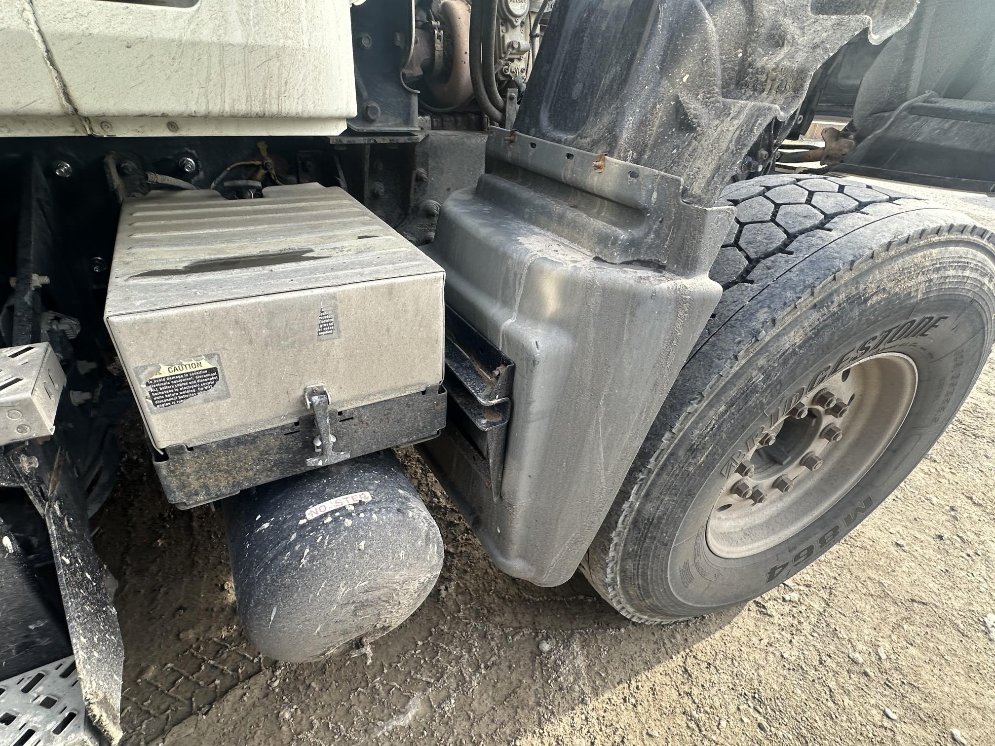 2013 MACK Granite CU713 - Image 27