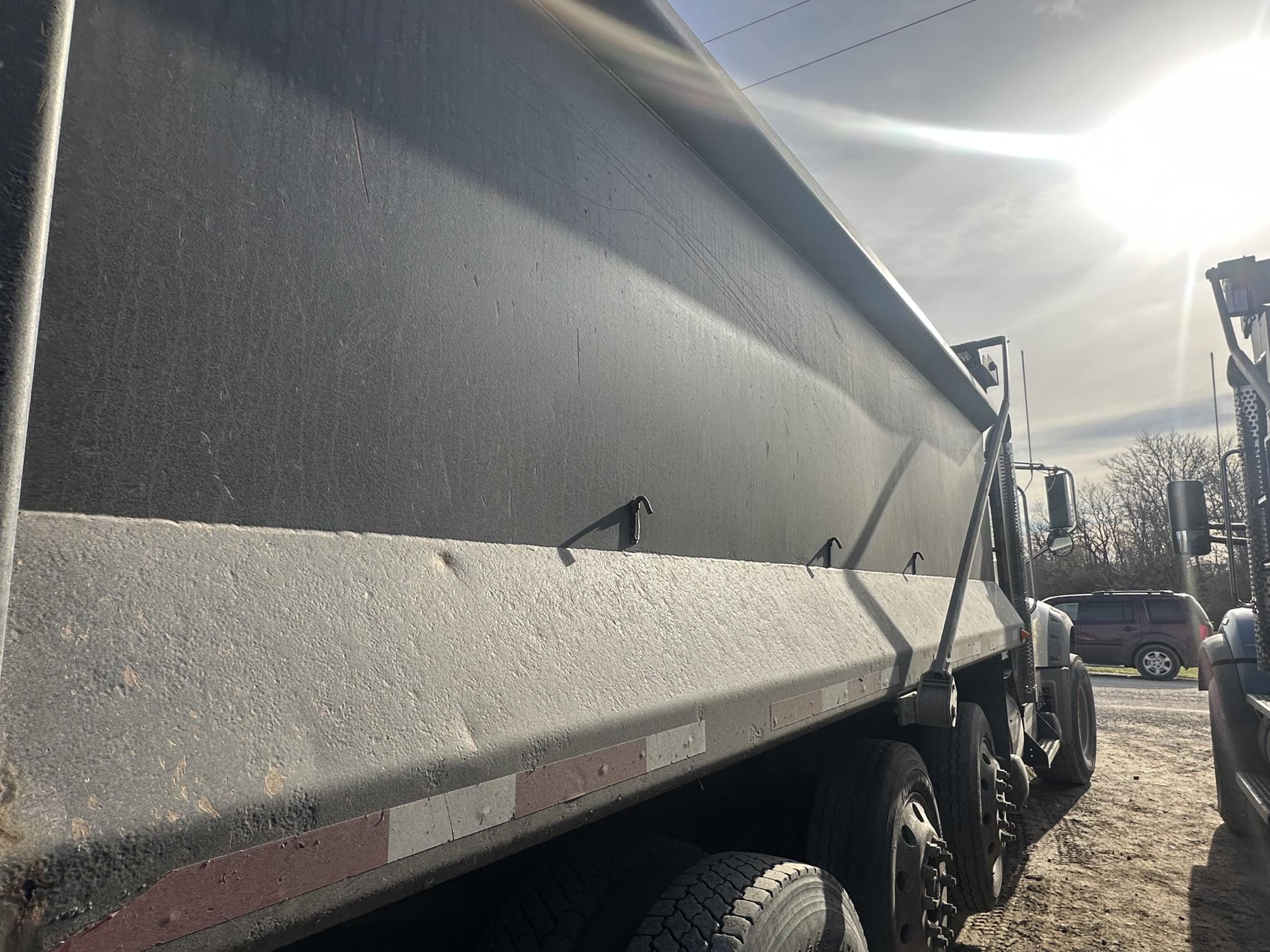 2013 MACK Granite CU713 - view 13 of 42