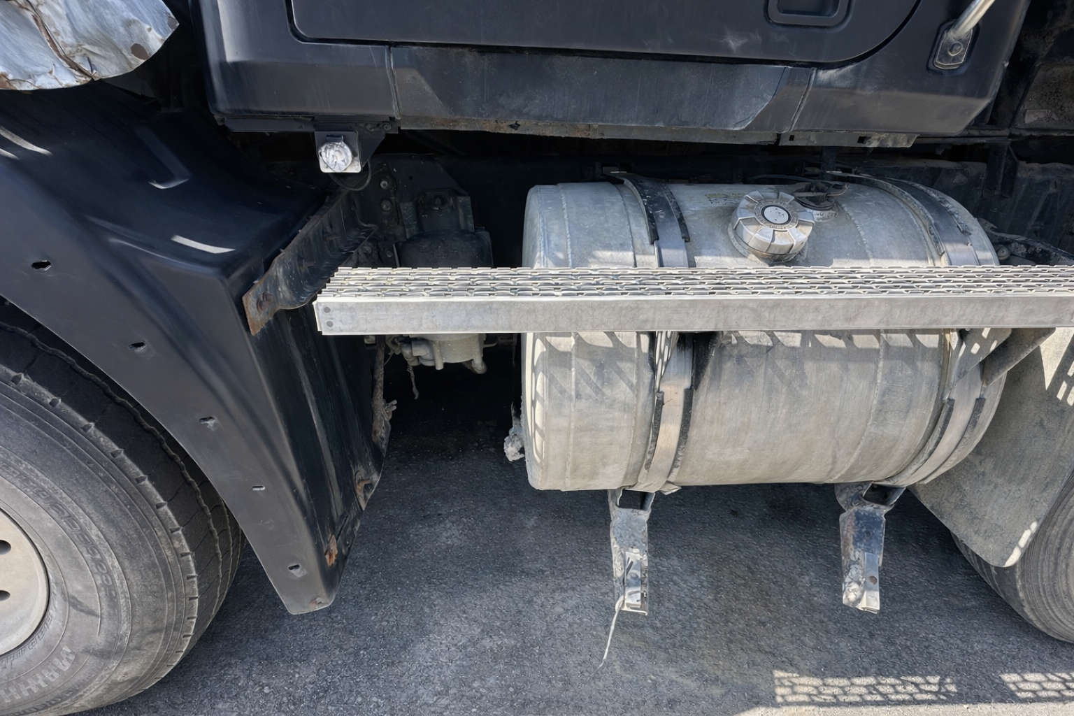 1998 MACK CL713 - view 11 of 39