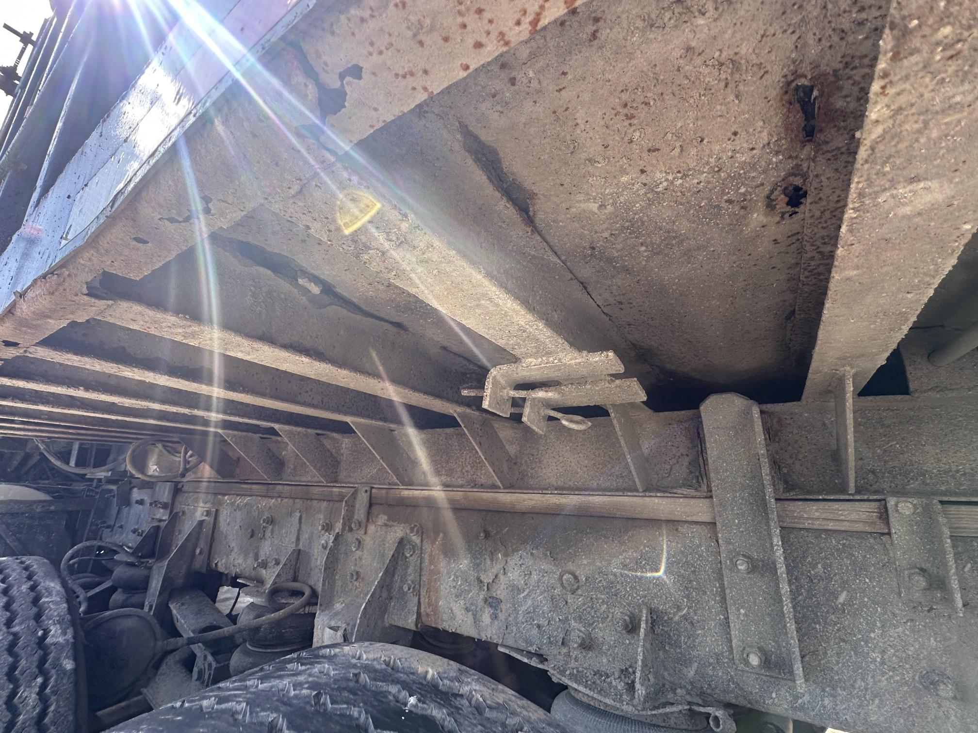 1998 MACK CL713 - Image 17