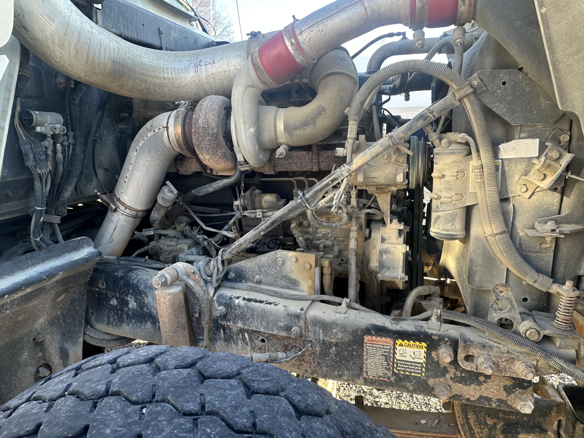 1999 MACK RD690S - Image 23