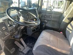 1999 MACK RD690S - Image 26