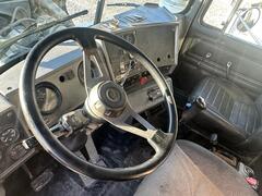 1999 MACK RD690S - Image 27