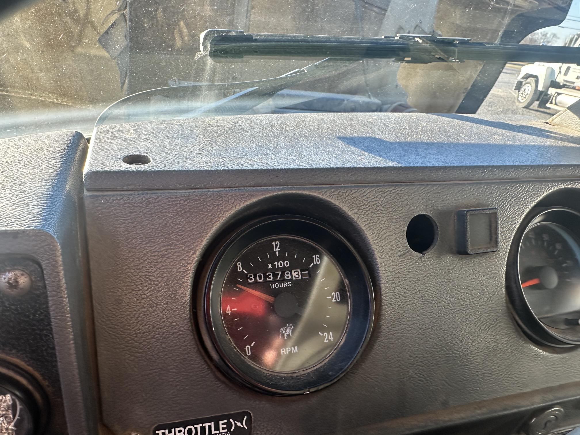 1999 MACK RD690S - Image 35