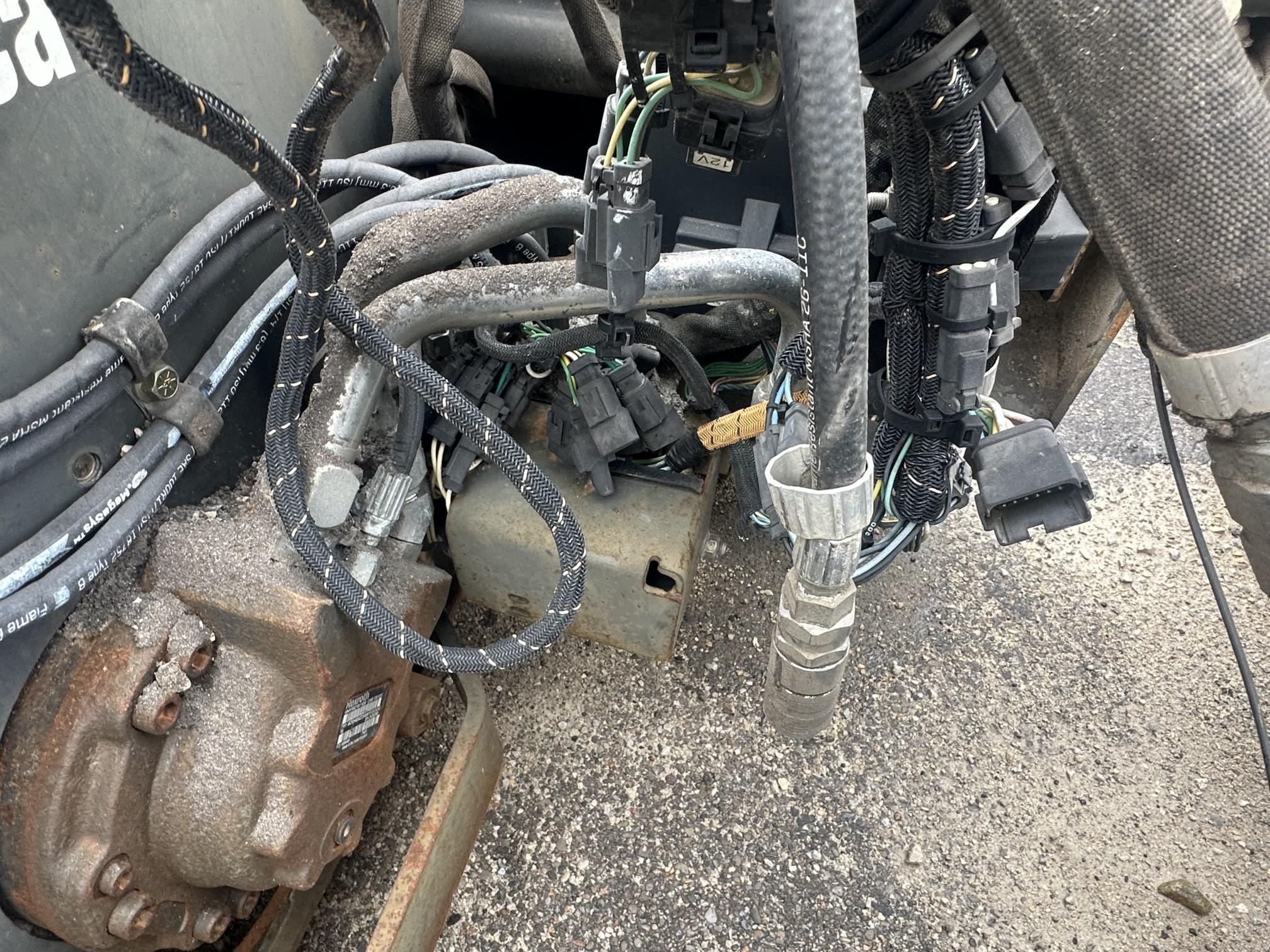 2017 BOBCAT 24PLA - view 4 of 10