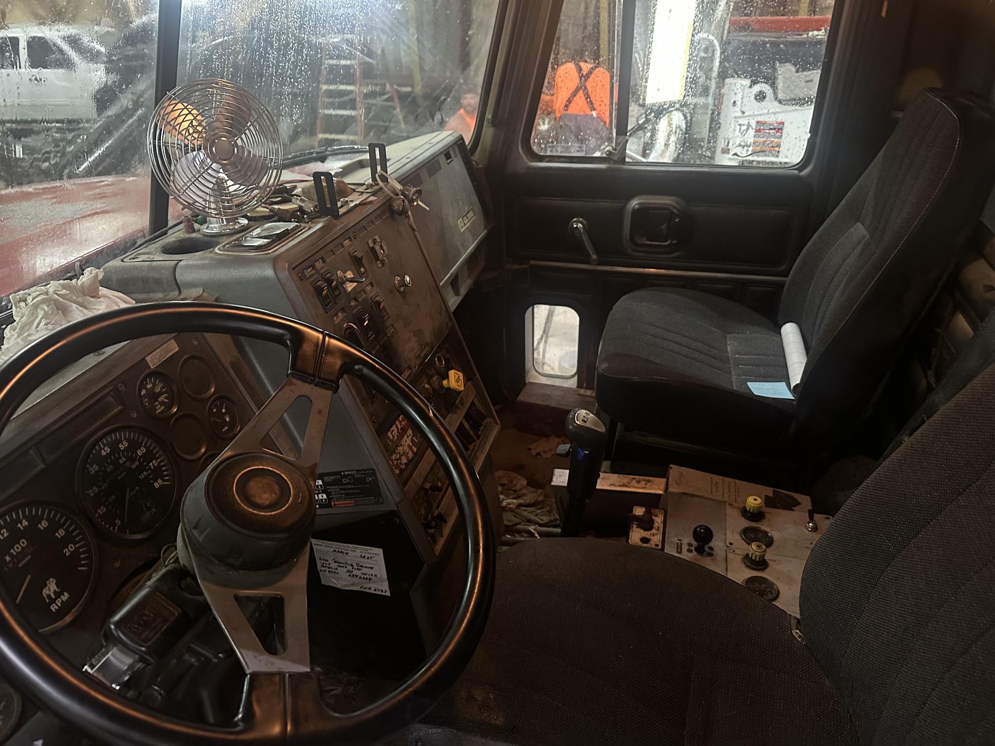 1999 MACK CL713 - Image 27