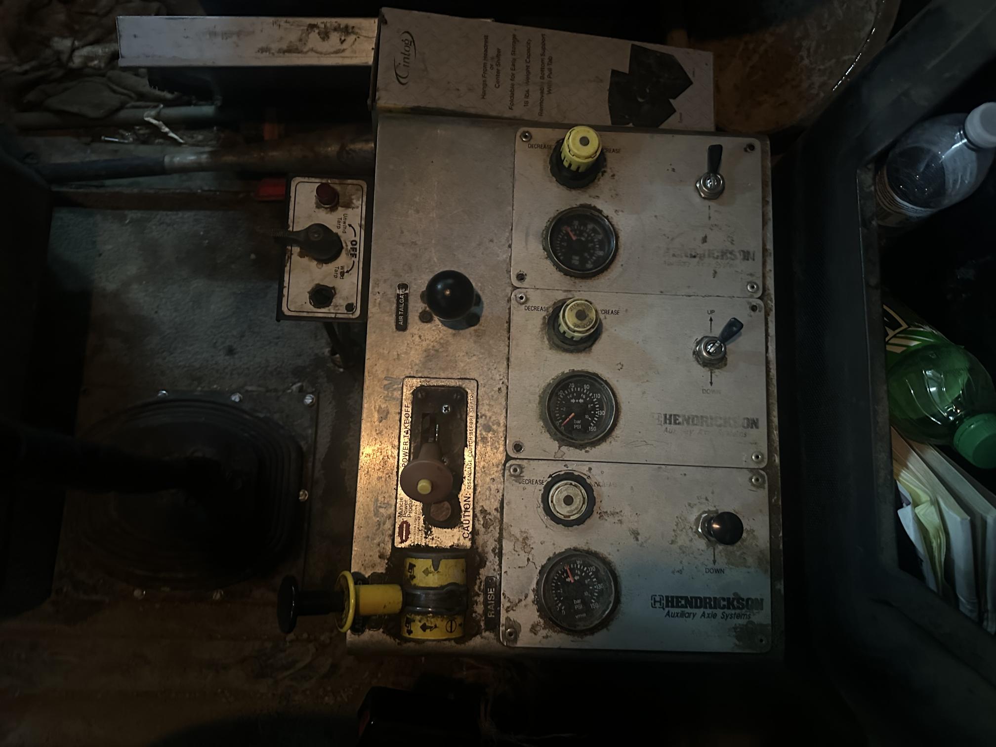 1999 MACK CL713 - Image 35