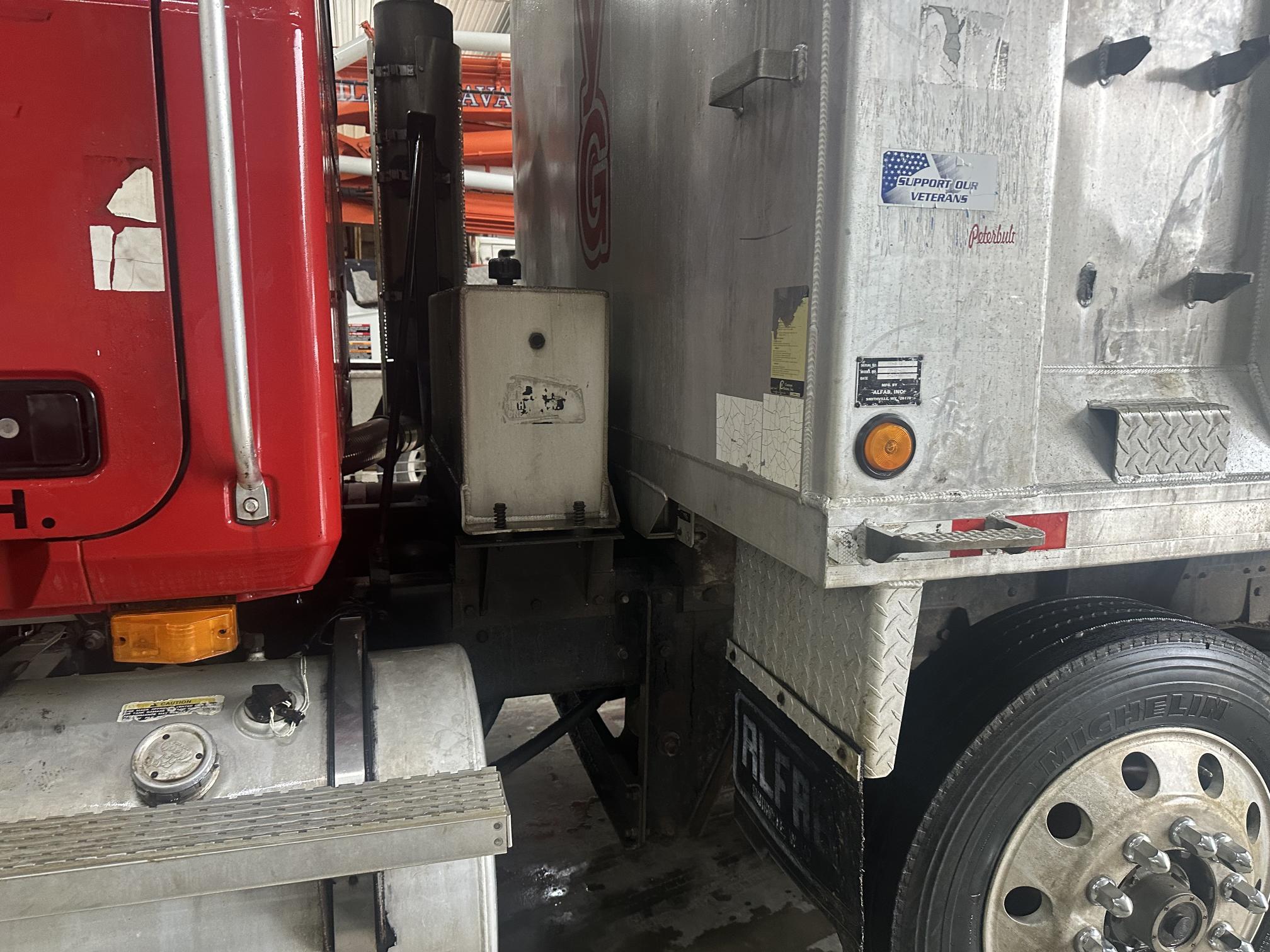 1999 MACK CL713 - Image 13