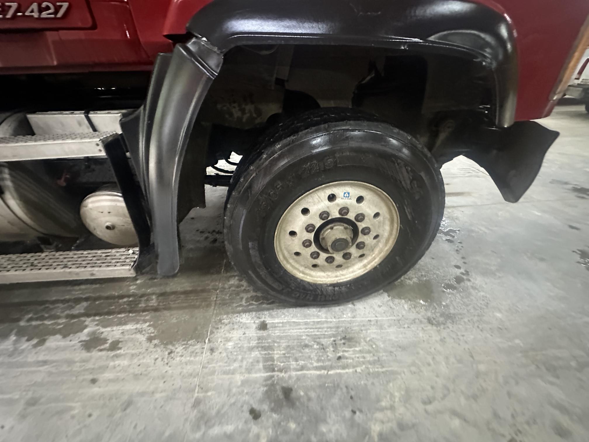 1999 MACK CL713 - Image 9