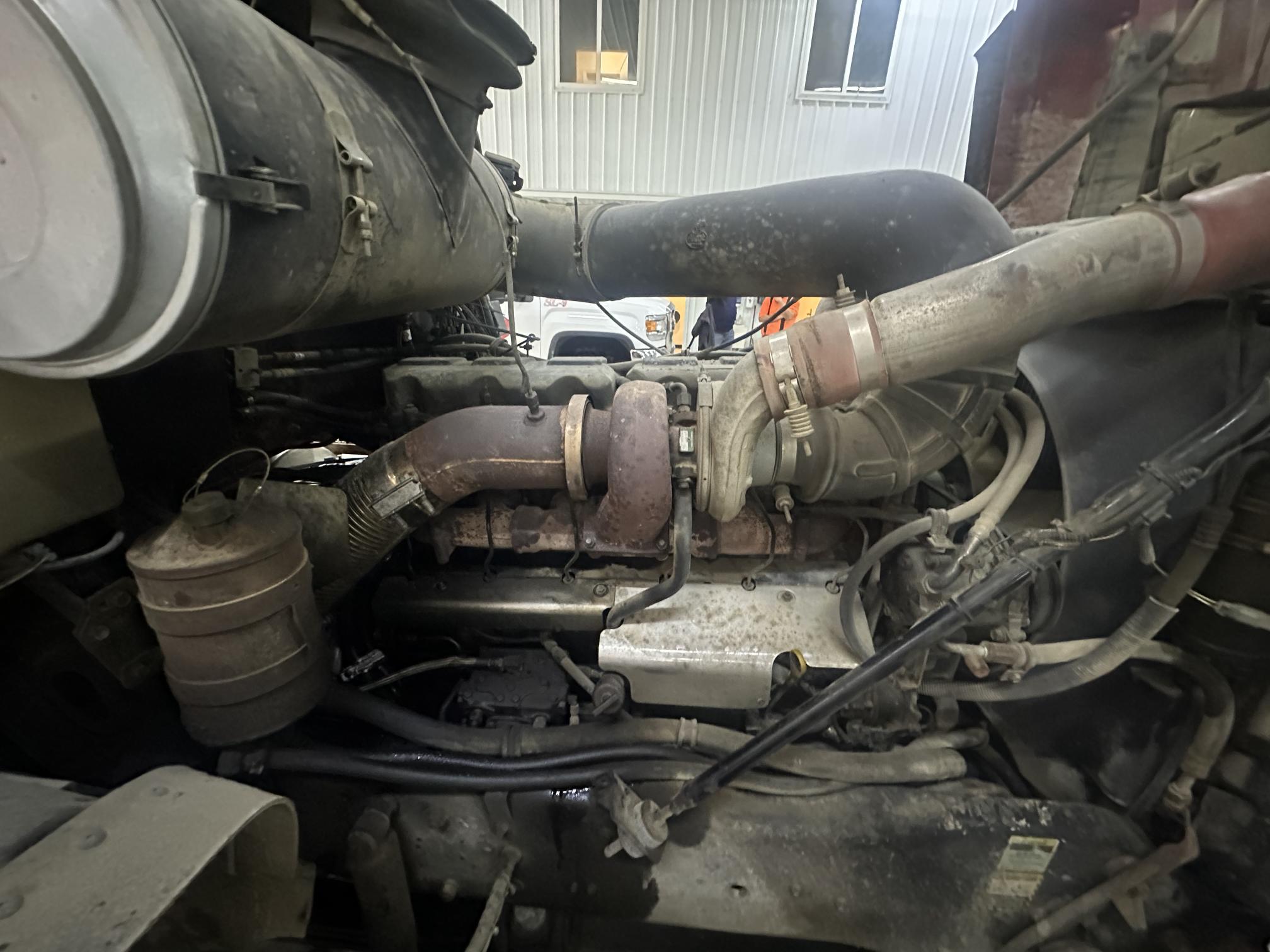 1999 MACK CL713 - Image 37