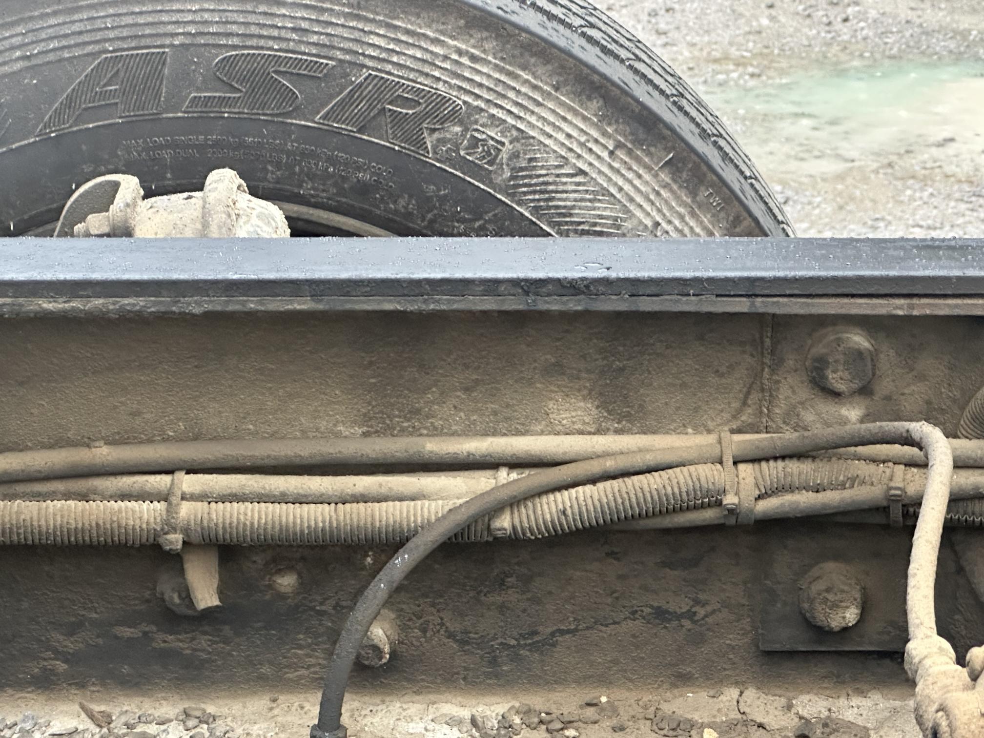 1999 MACK CL713 - Image 23