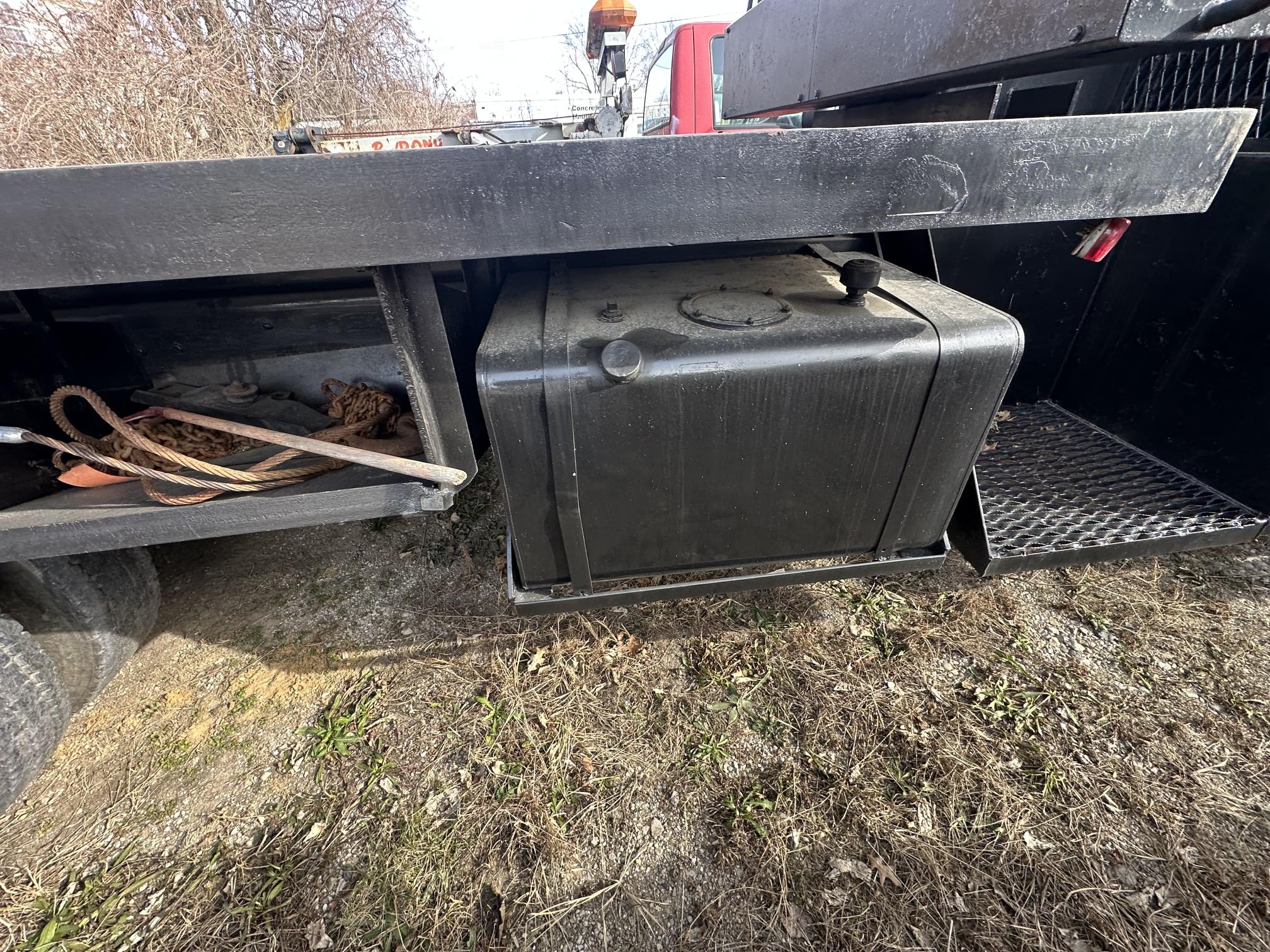 1995 FORD LT9000 Boom - view 18 of 44