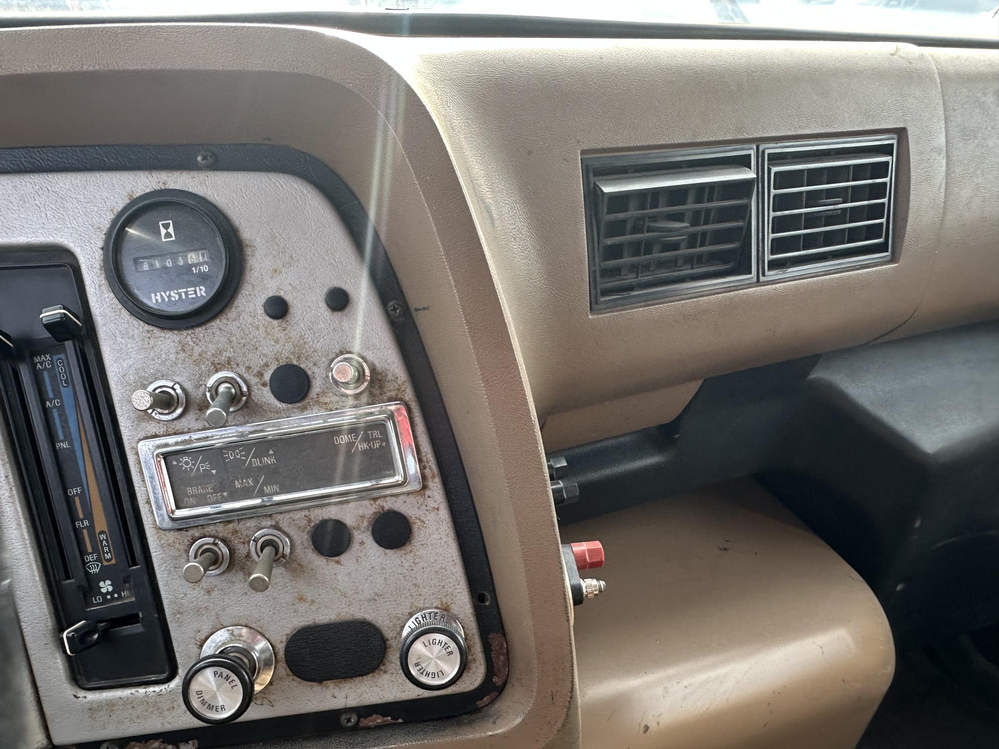 1995 FORD LT9000 Boom - Image 39