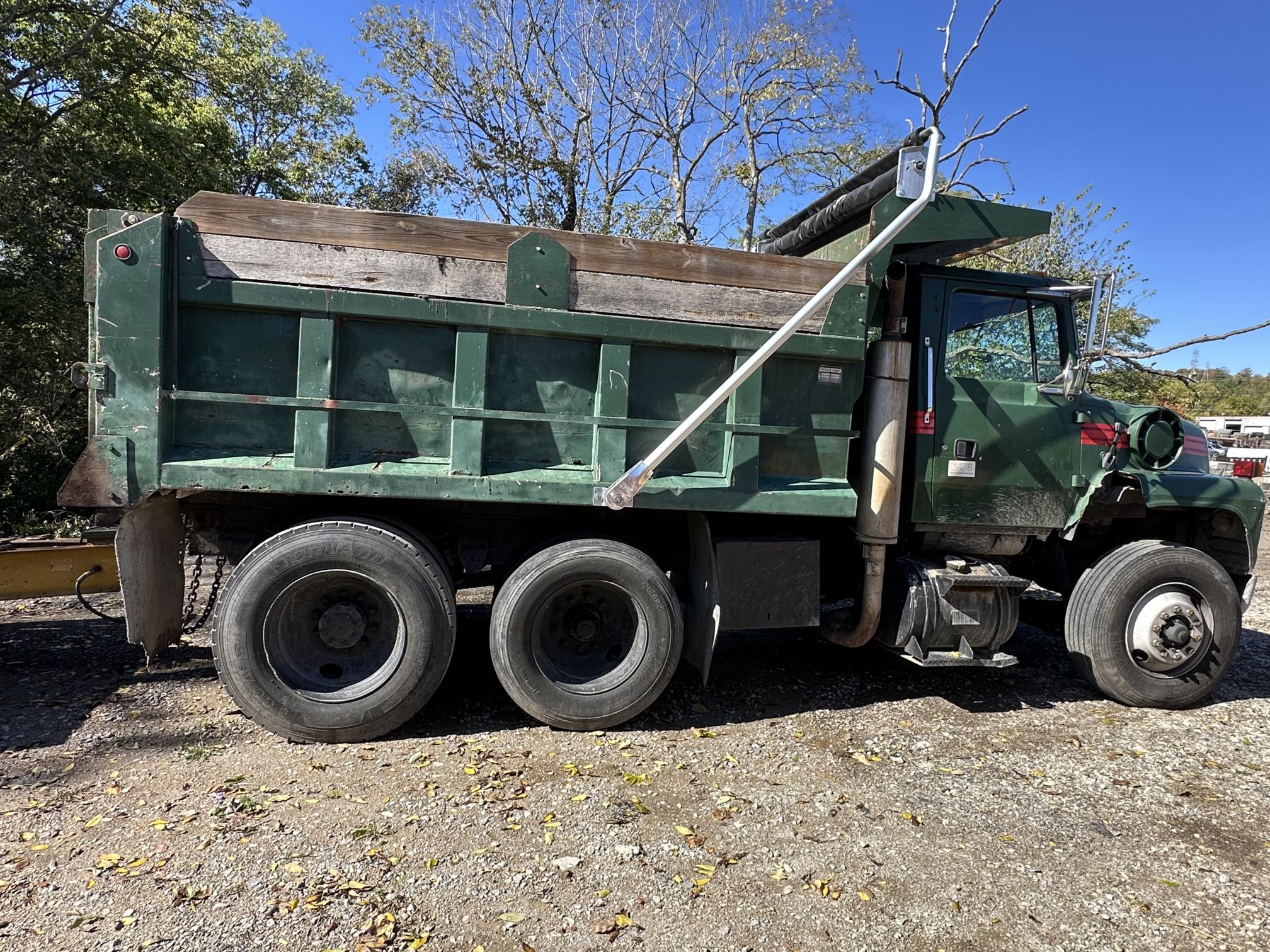 1994 FORD LN9000 - Image 8