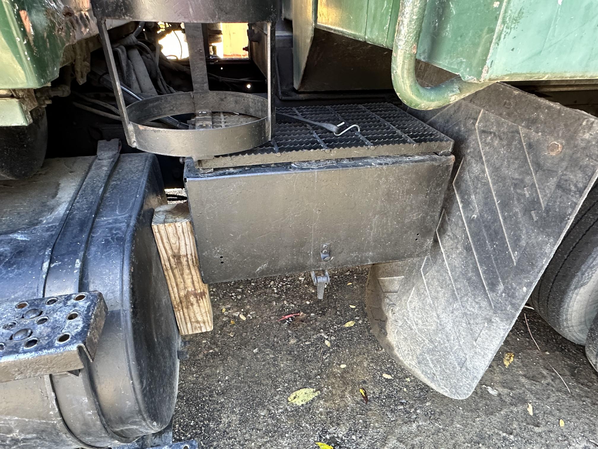 1994 FORD LN9000 - view 12 of 70