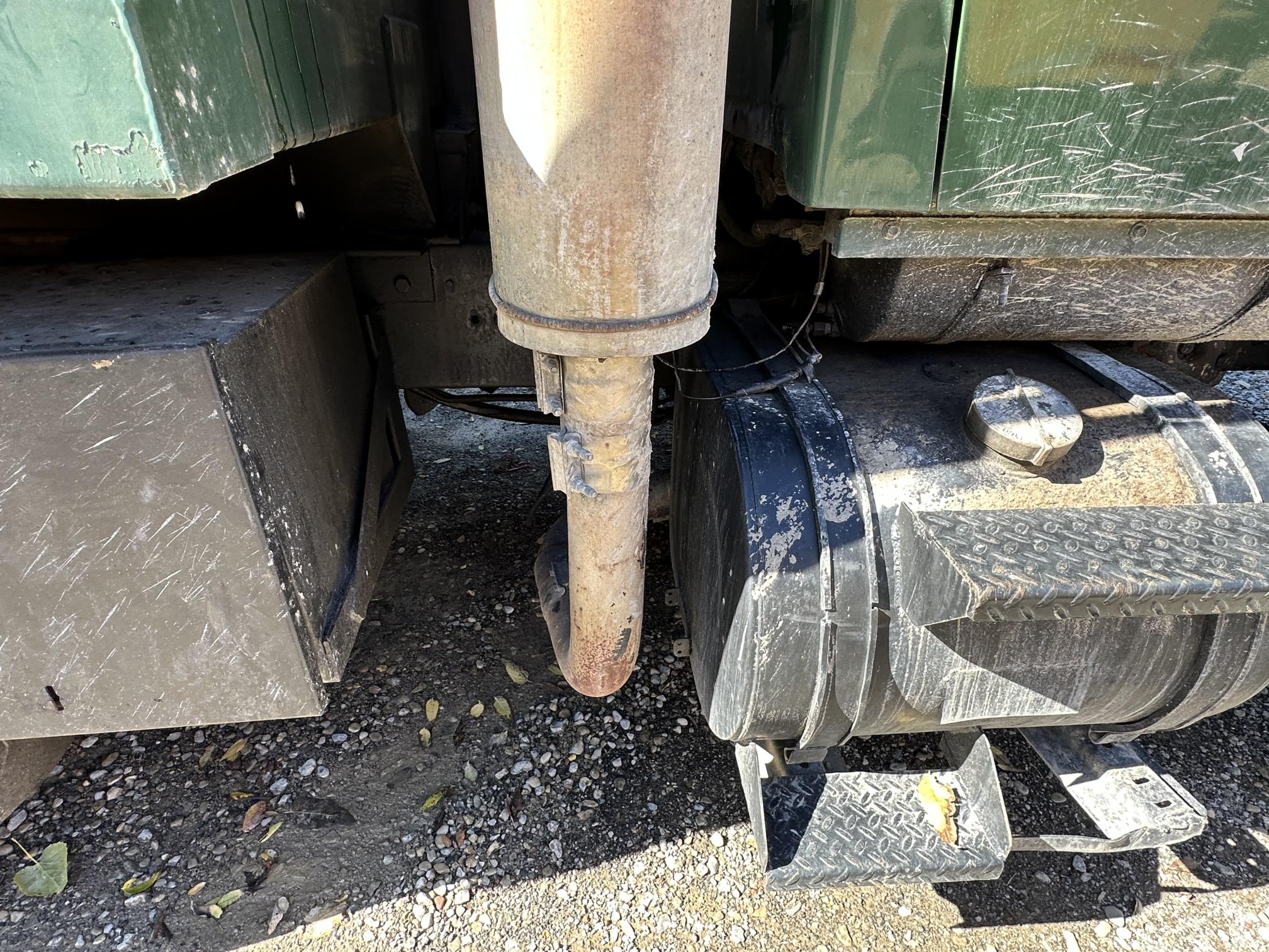 1994 FORD LN9000 - Image 28