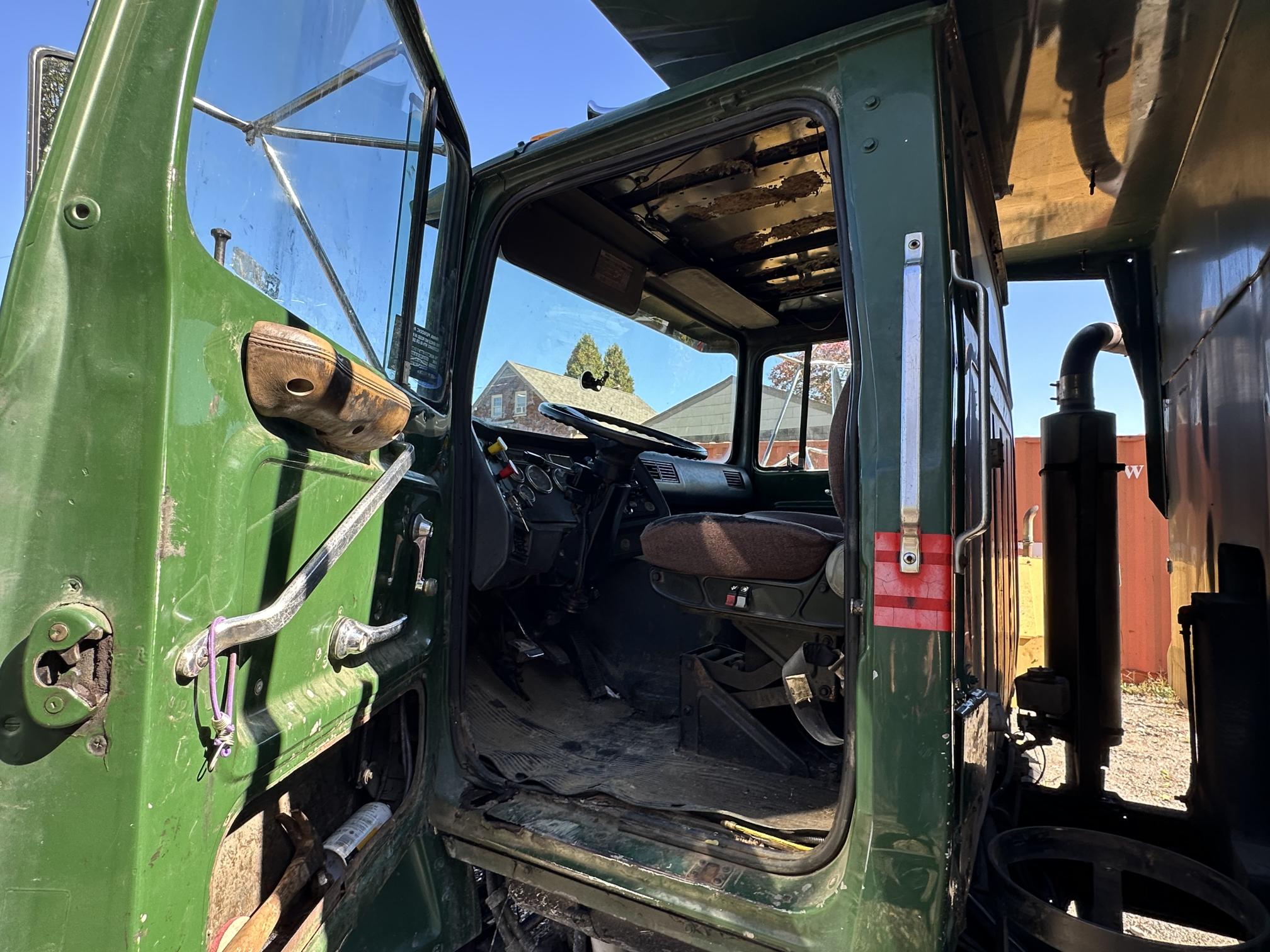 1994 FORD LN9000 - Image 34