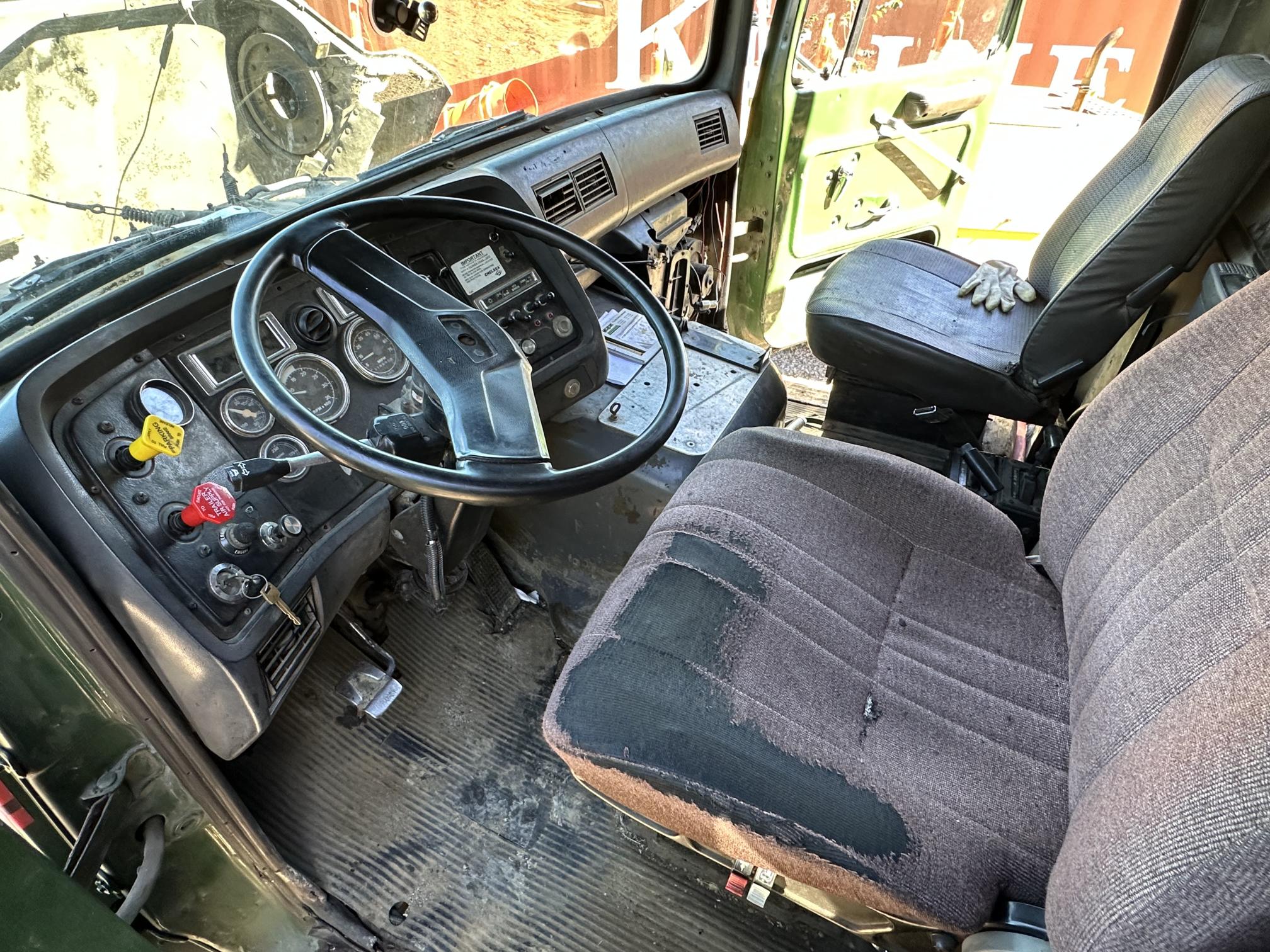 1994 FORD LN9000 - Image 37