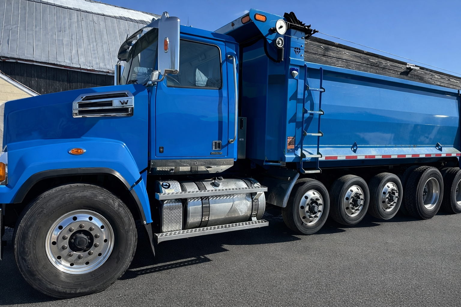 2020 WESTERN STAR 4700 - Image 2