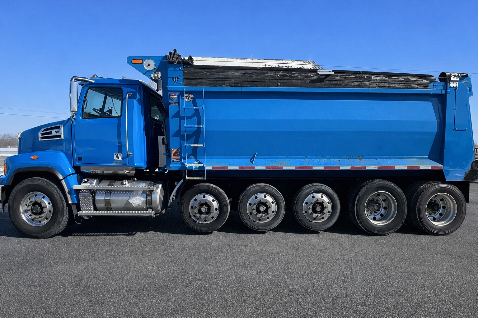 2020 WESTERN STAR 4700 - view 3 of 48