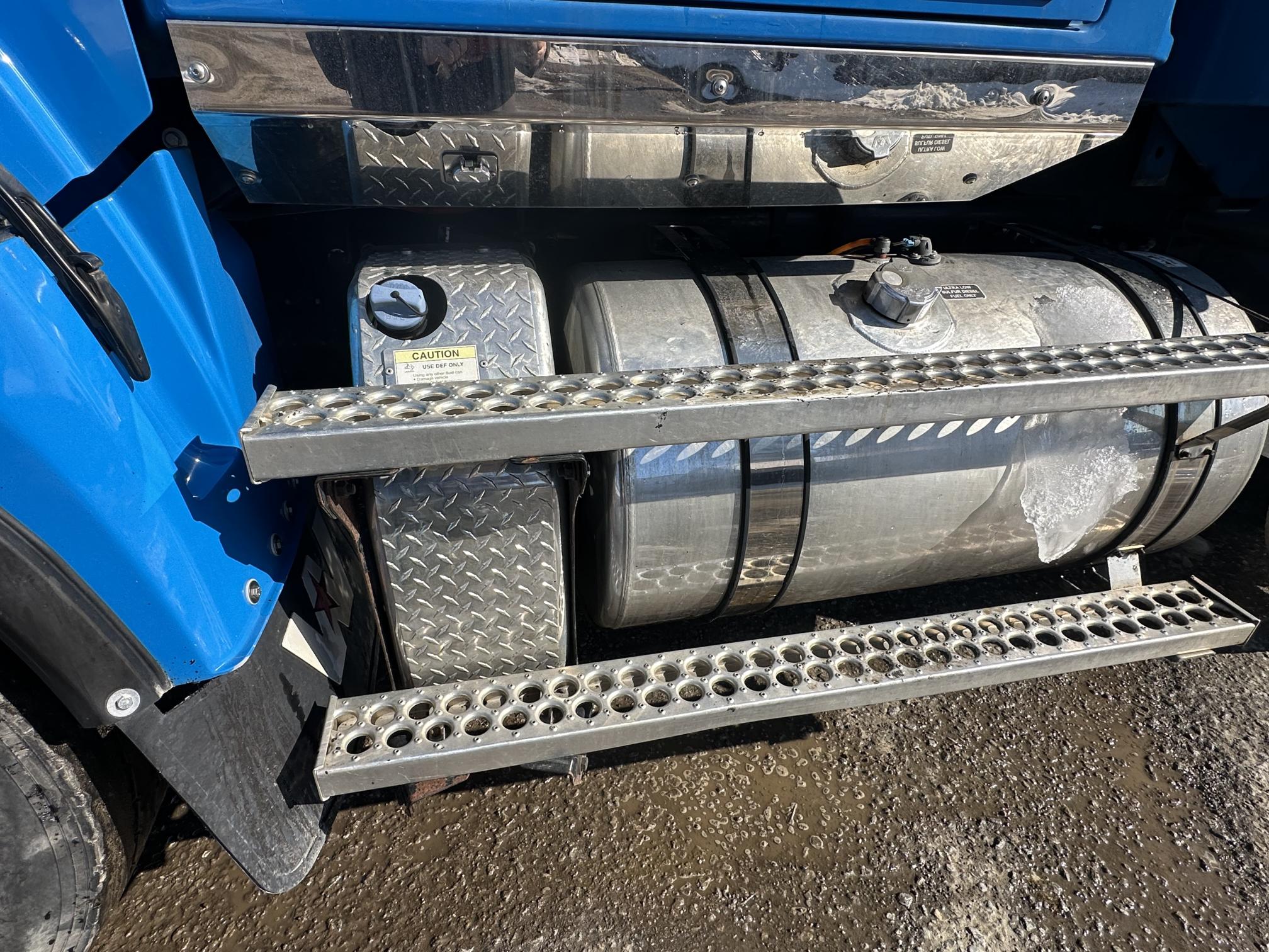 2020 WESTERN STAR 4700 - Image 14