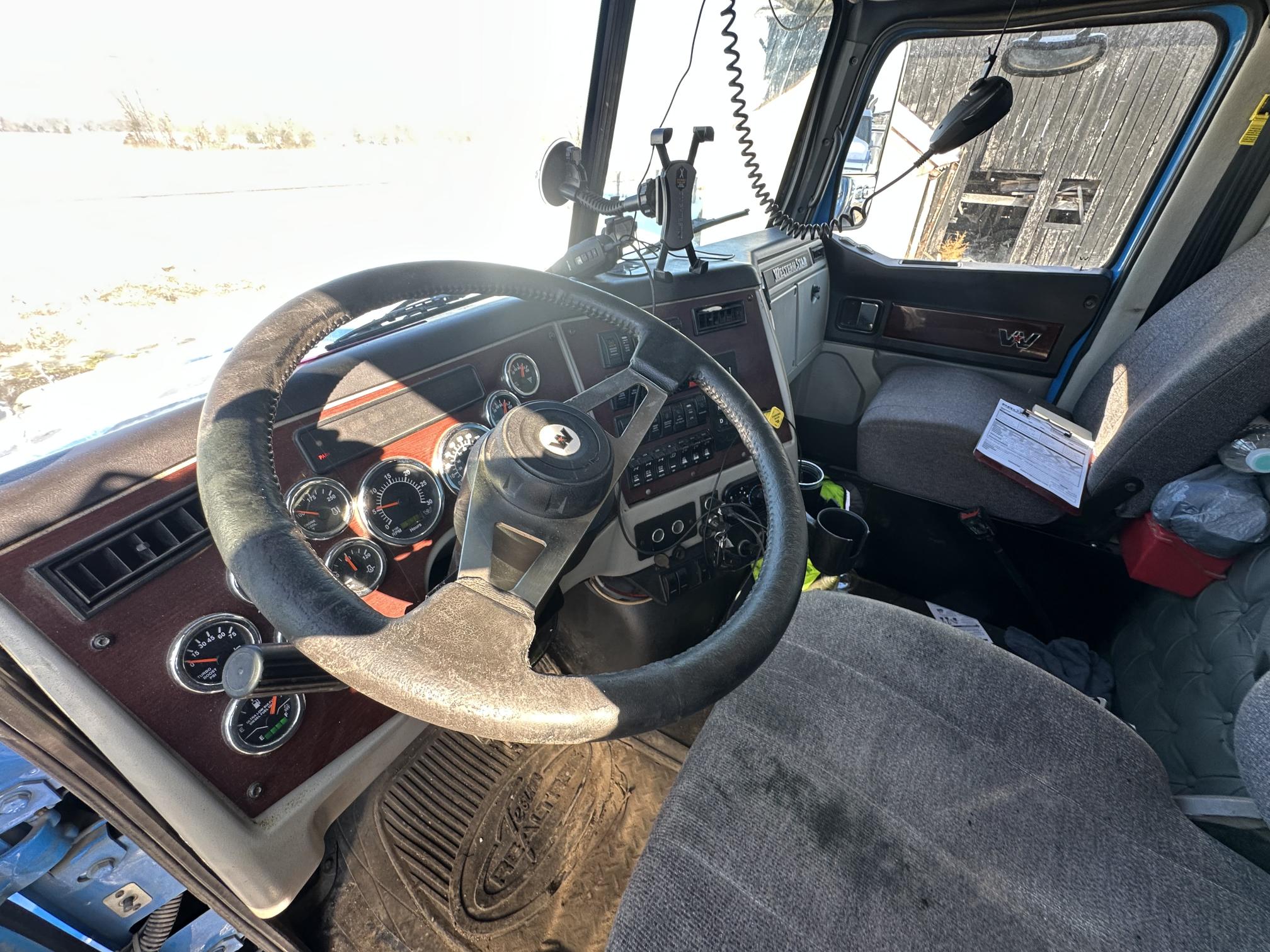 2020 WESTERN STAR 4700 - Image 39