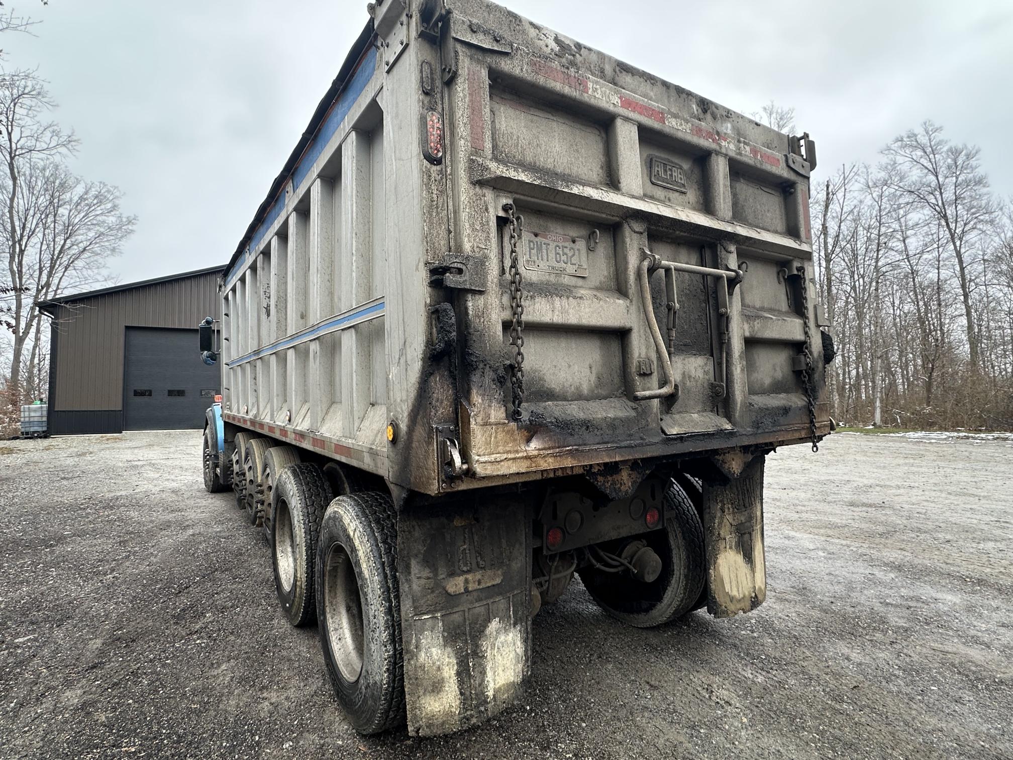 2002 KENWORTH T800 - Image 13