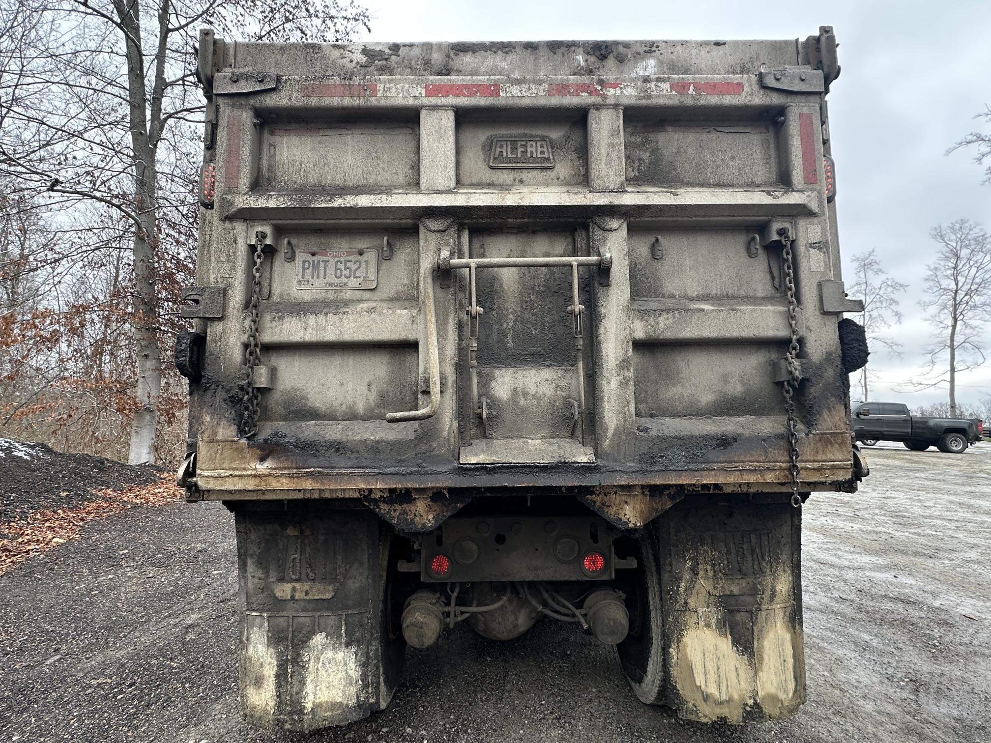 2002 KENWORTH T800 - Image 14