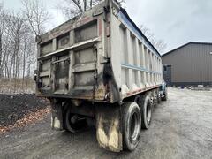 2002 KENWORTH T800 - Image 15