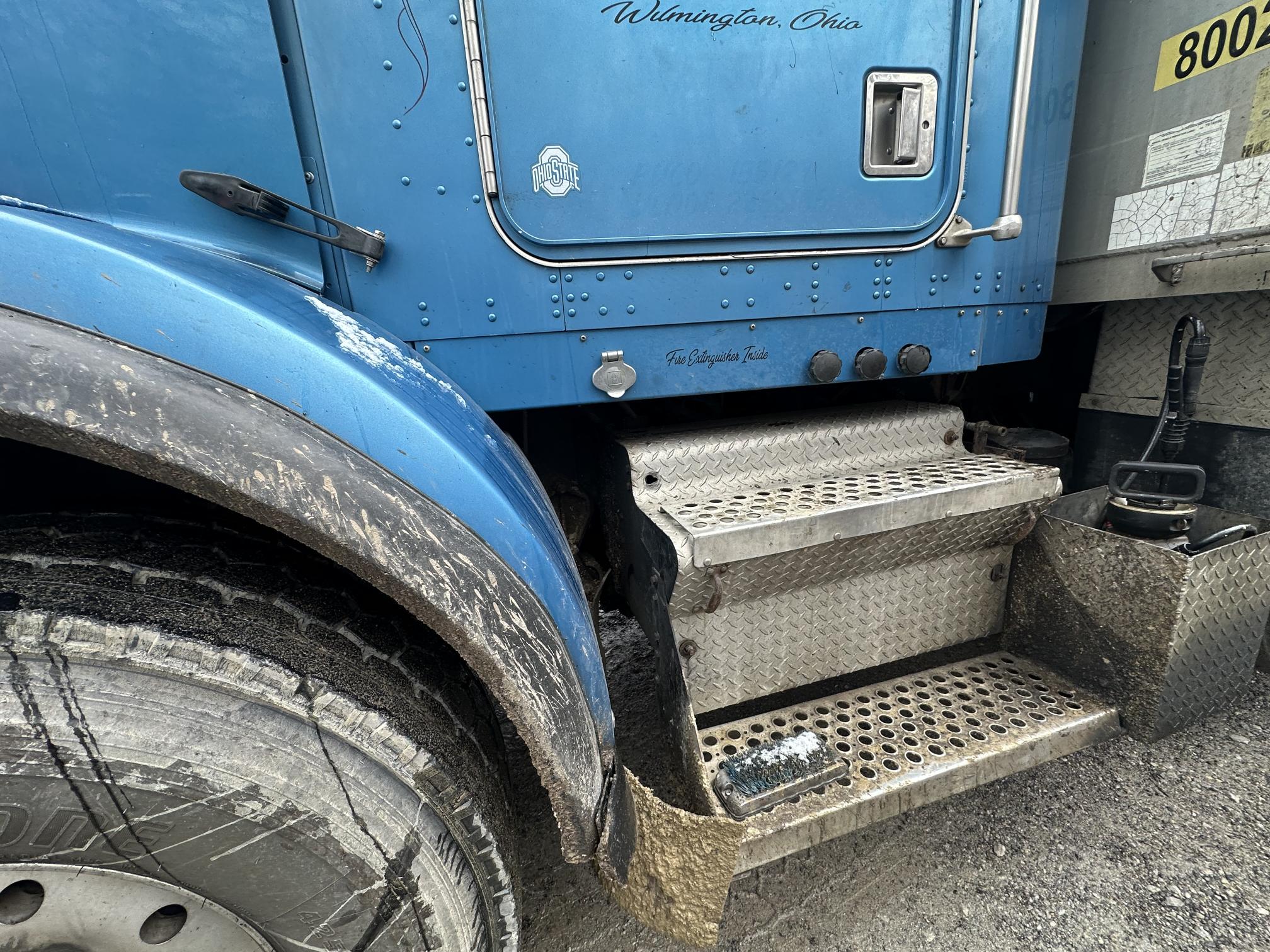 2002 KENWORTH T800 - Image 20