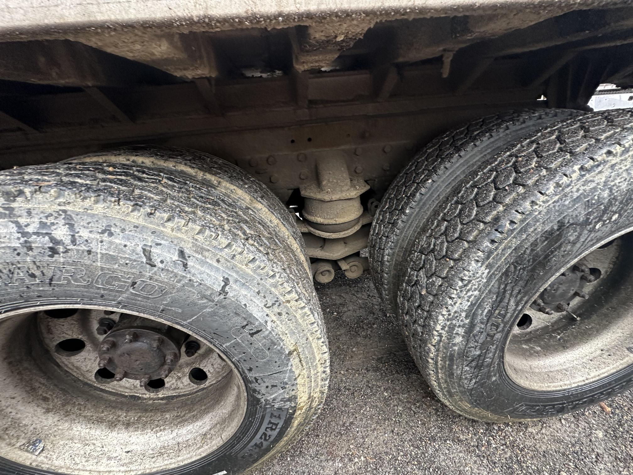 2002 KENWORTH T800 - Image 28