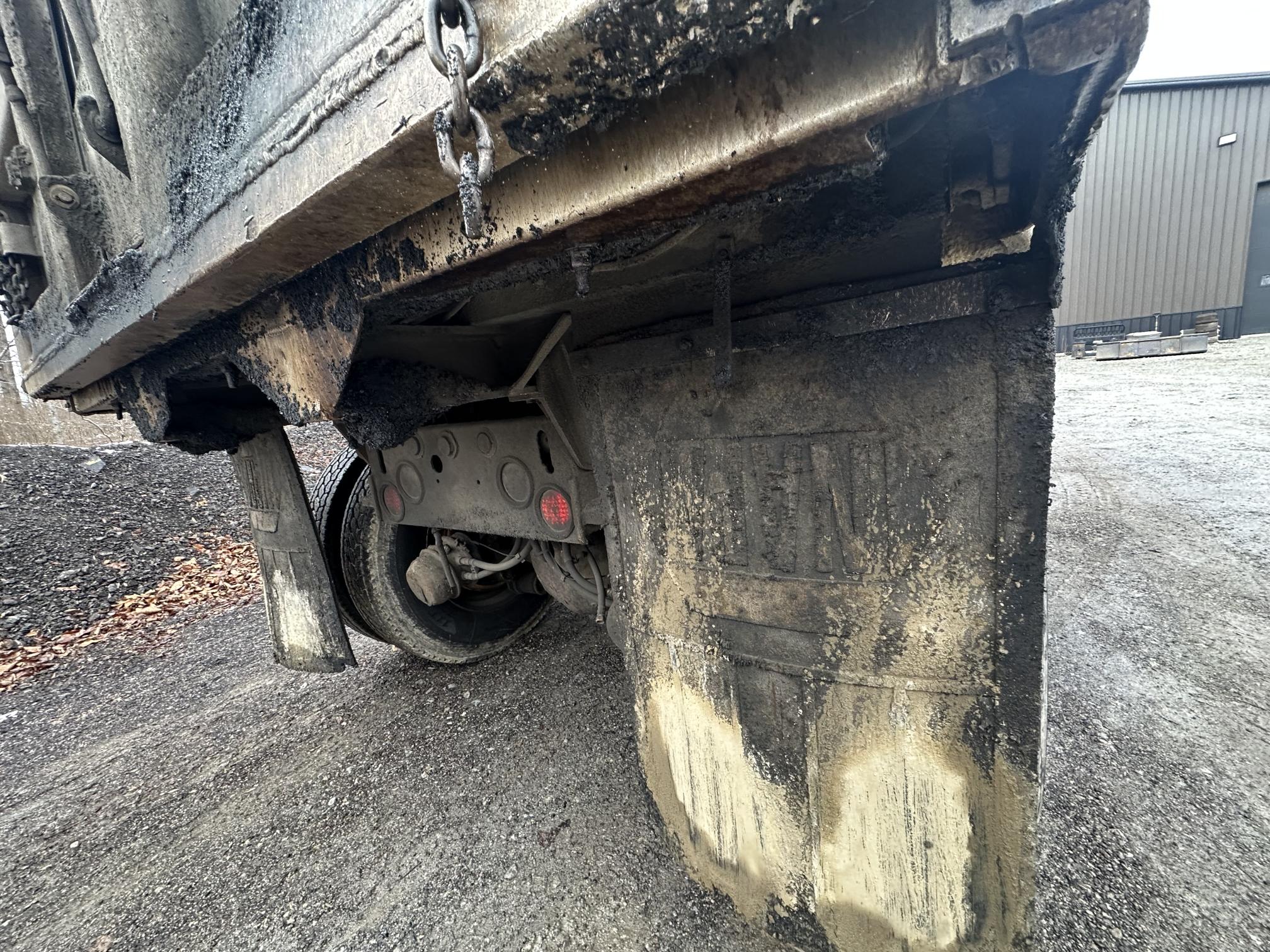 2002 KENWORTH T800 - Image 32