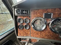 2002 KENWORTH T800 - Image 54