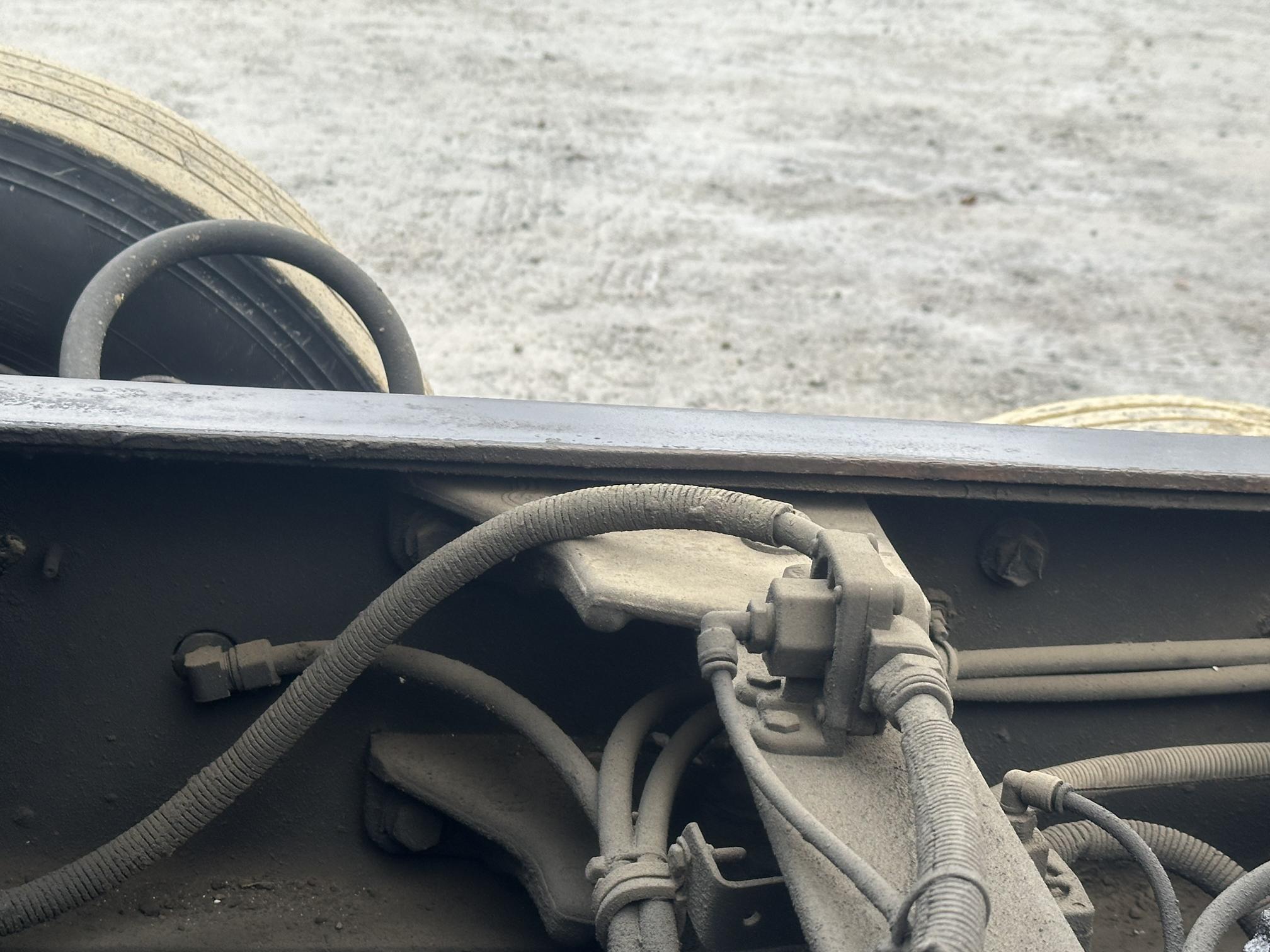 2002 KENWORTH T800 - Image 24