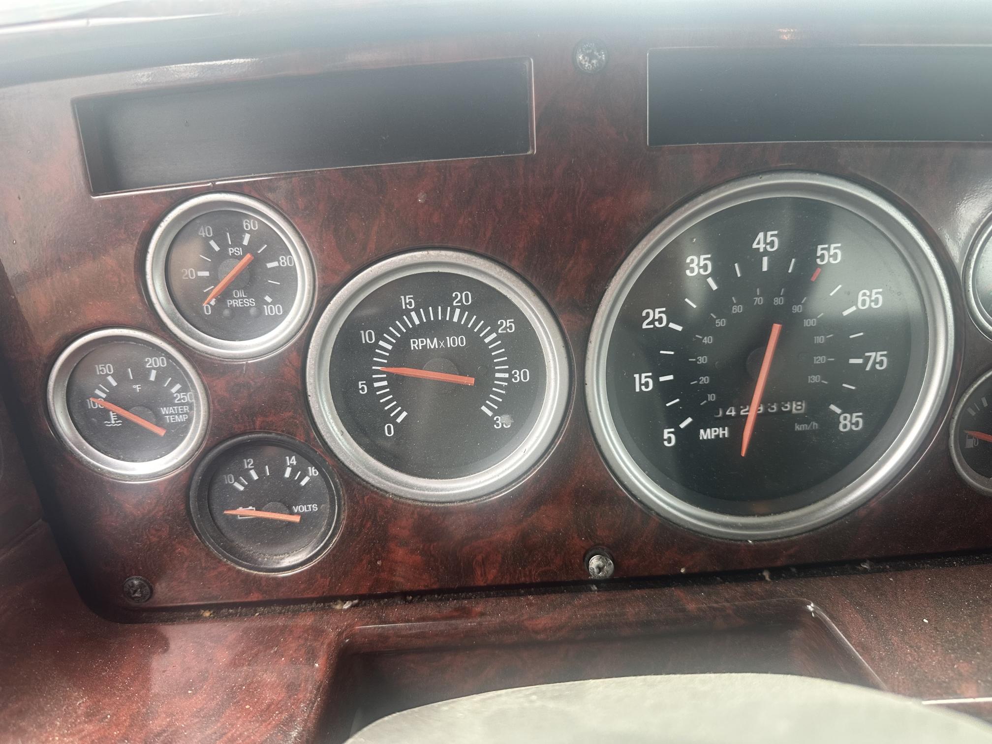 2003 STERLING L9500 - Image 32