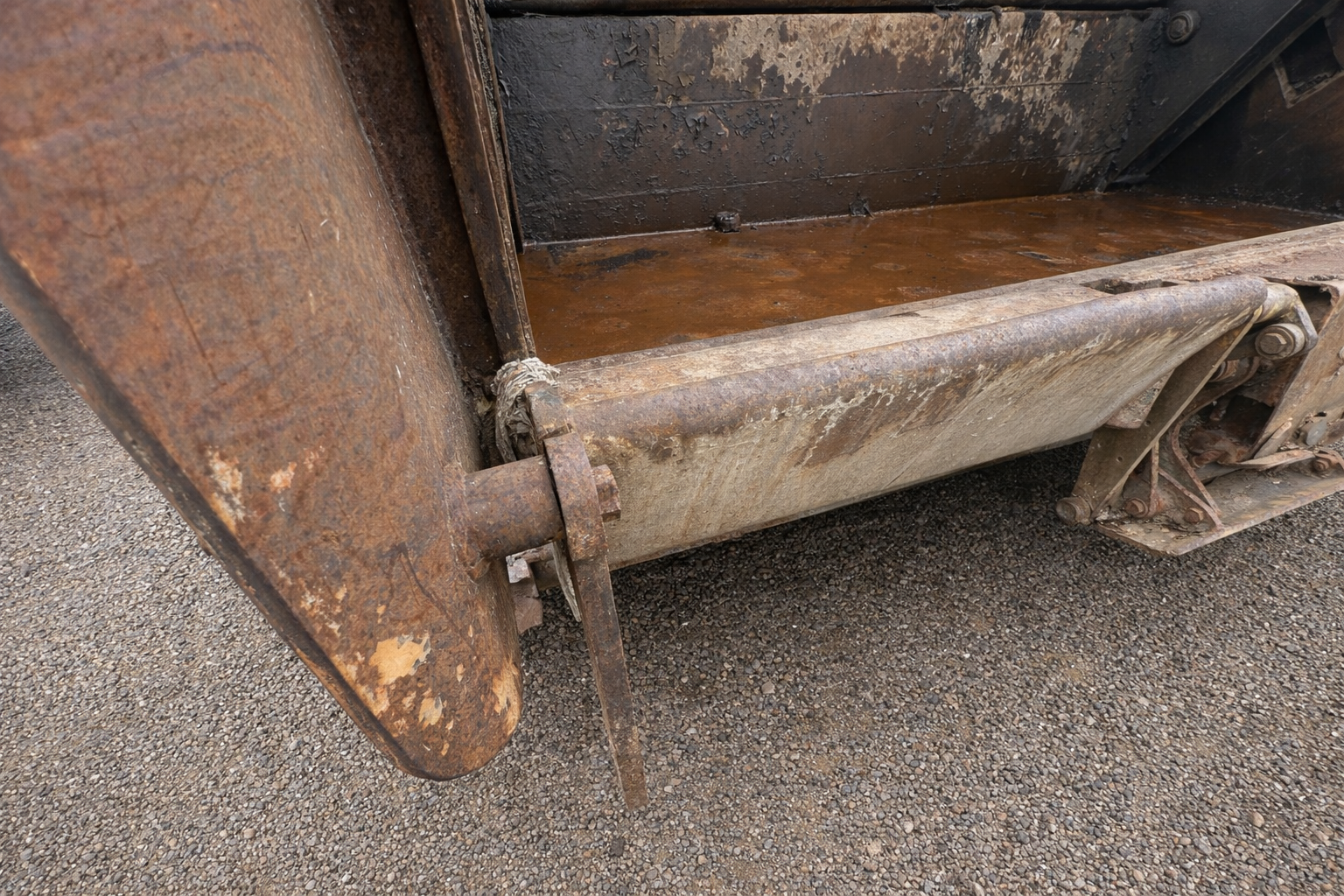 2001 INTERNATIONAL 4900 - Image 17