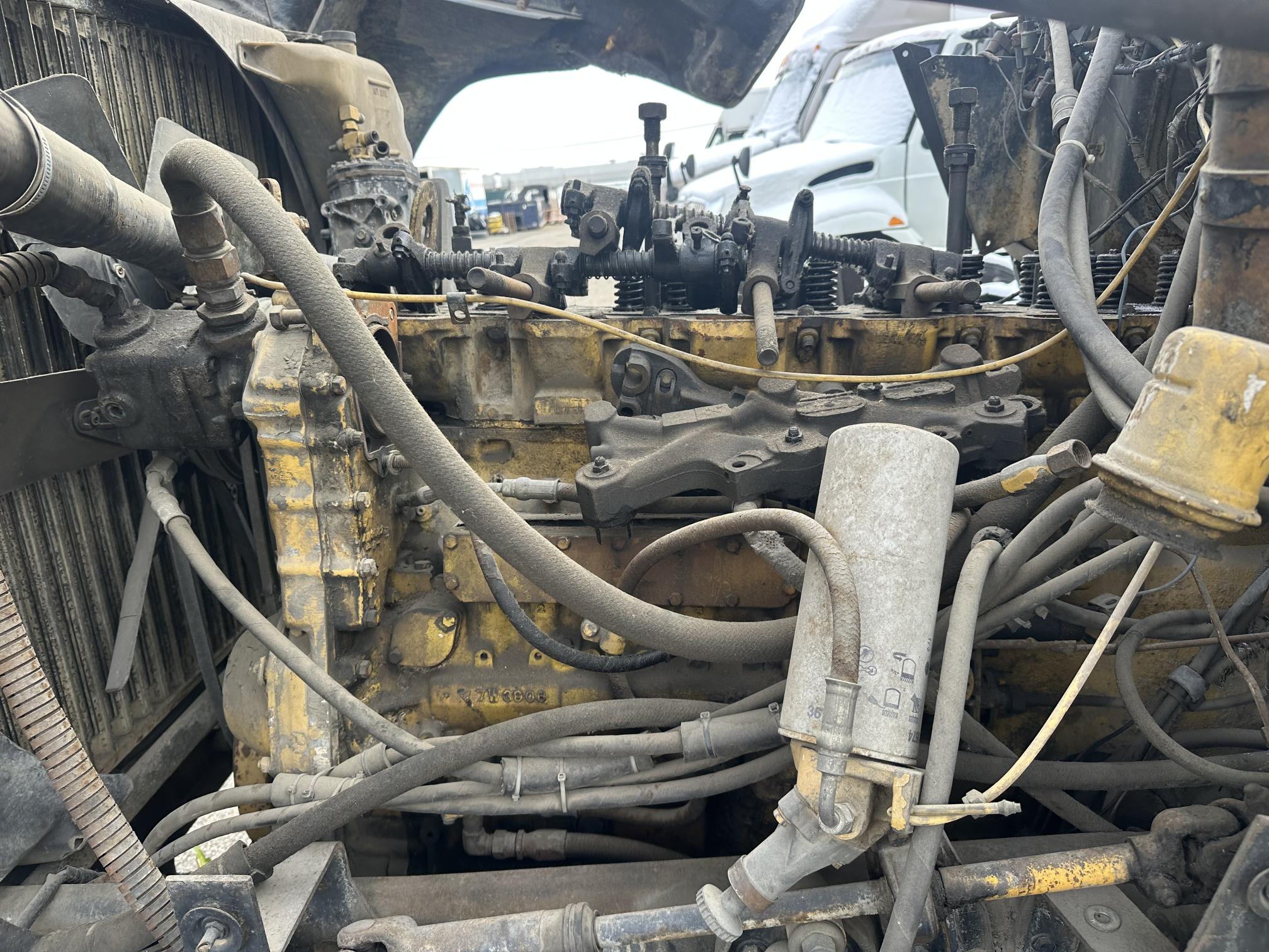 1982 FORD L9000 - Image 19