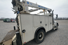 2019 KENWORTH T270 - Image 7