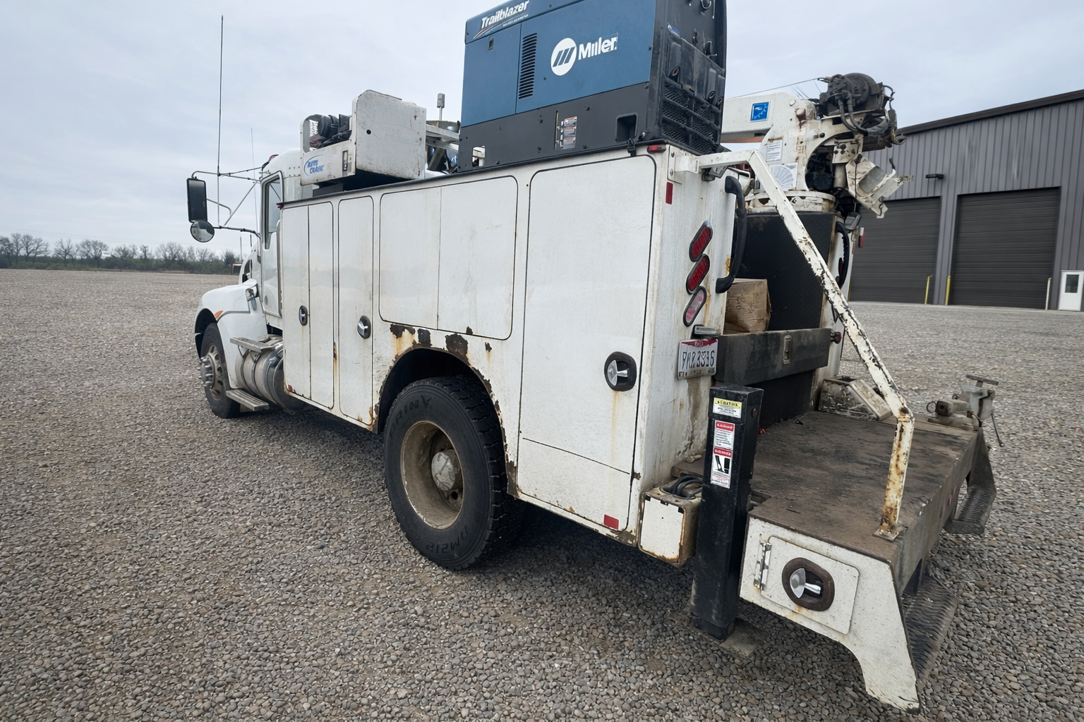 2019 KENWORTH T270 - Image 3