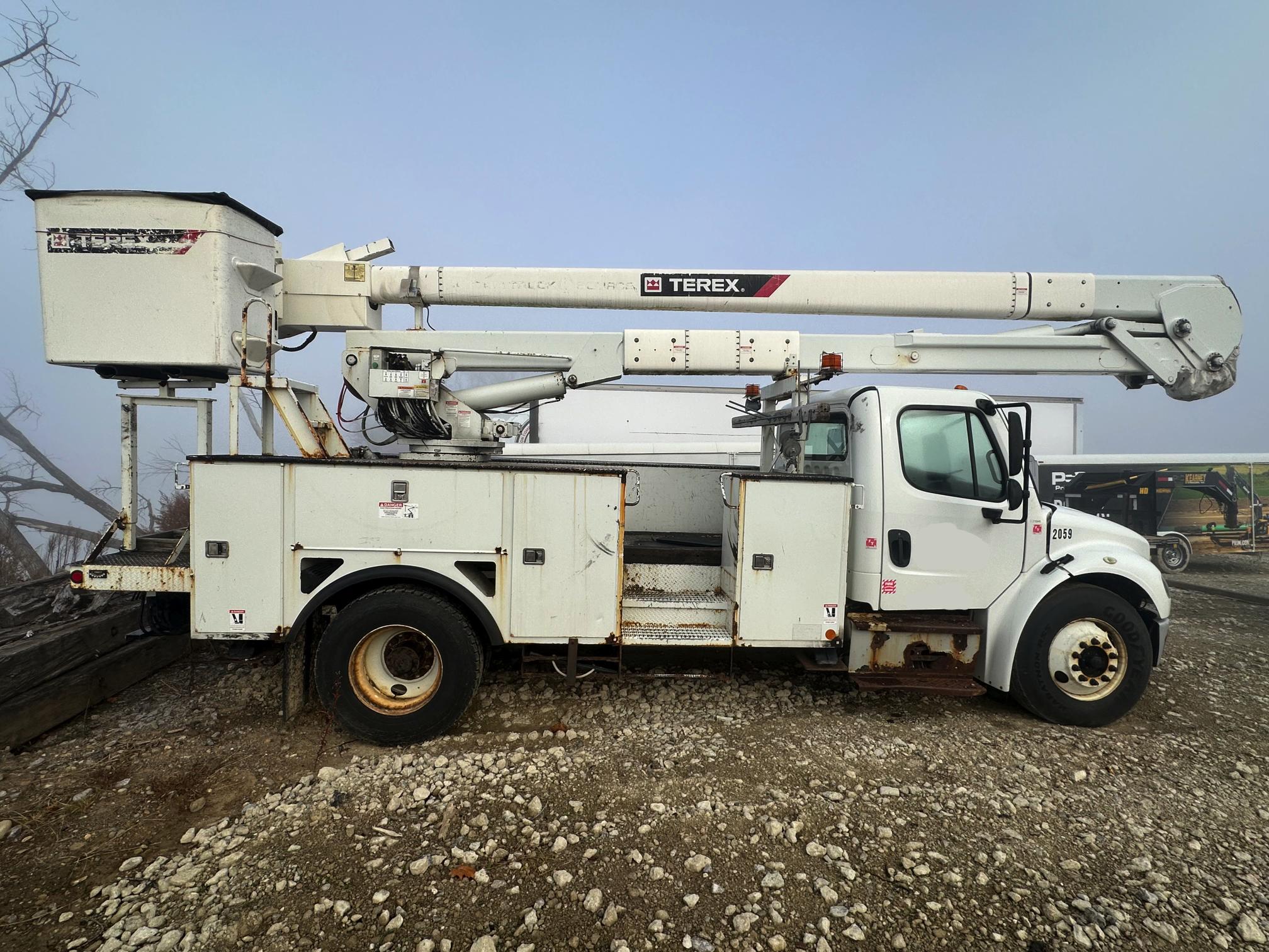 2017 FREIGHTLINER M2 106 - view 9 of 51