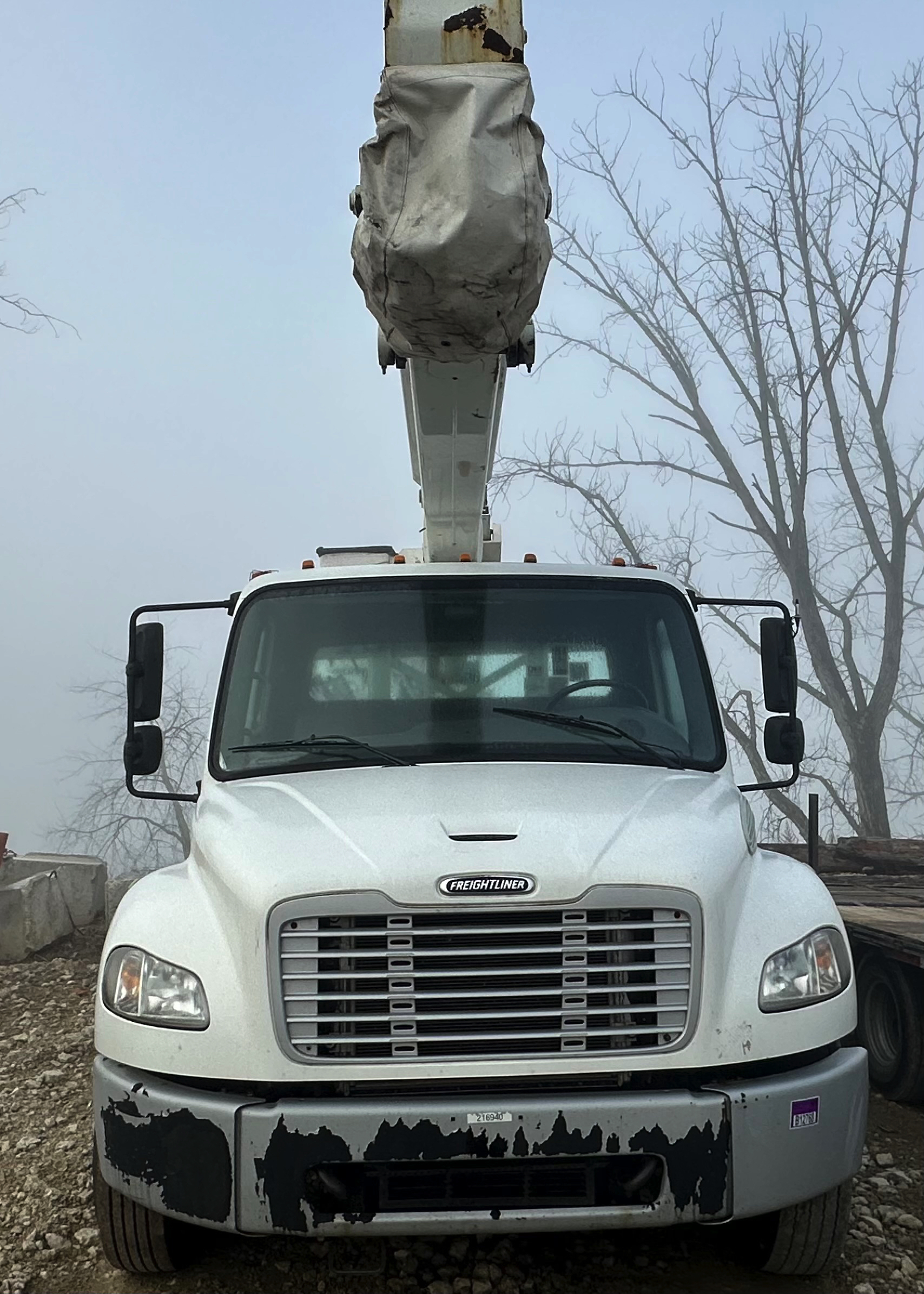 2017 FREIGHTLINER M2 106 - Image 2