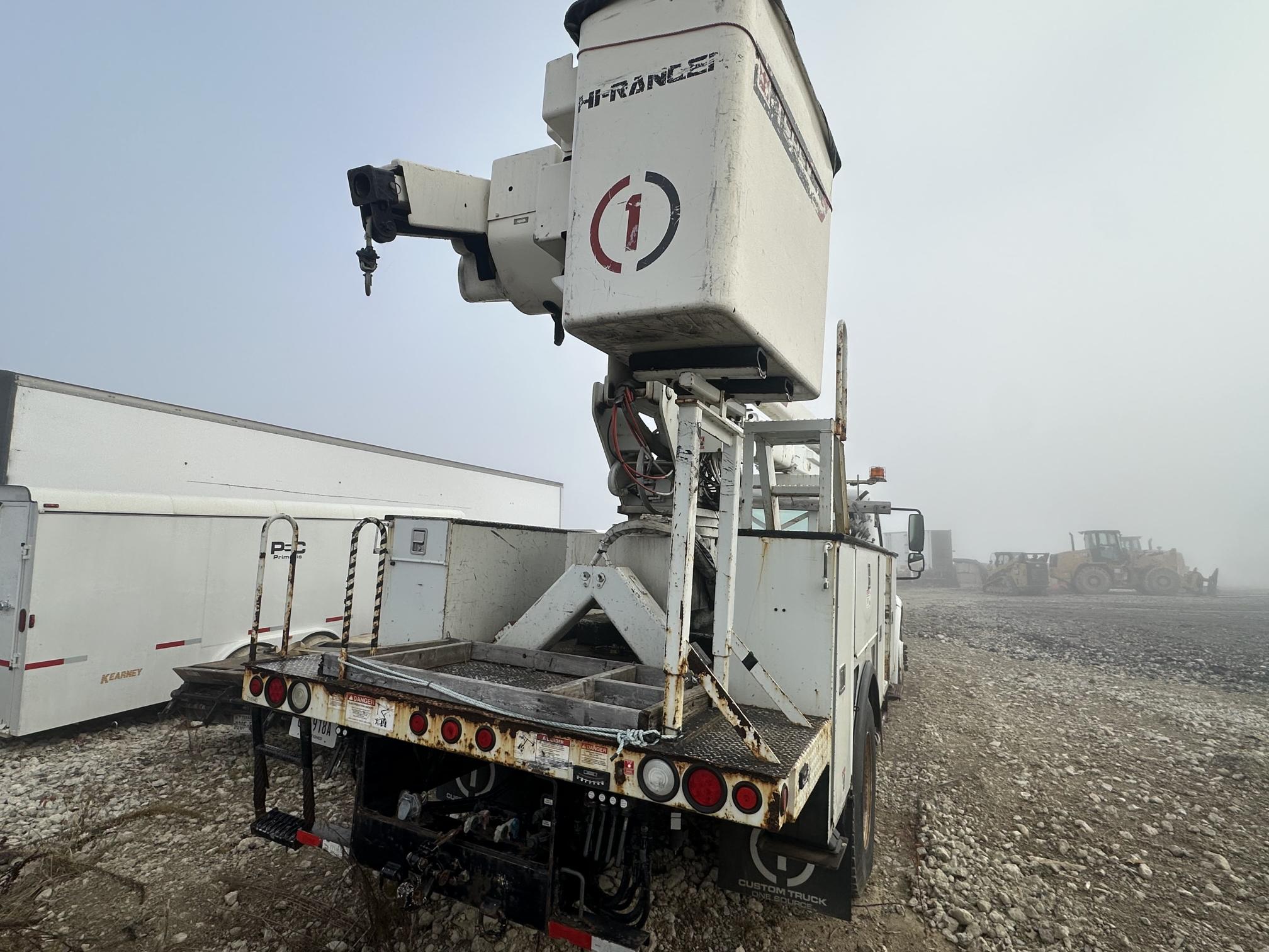 2017 FREIGHTLINER M2 106 - Image 7