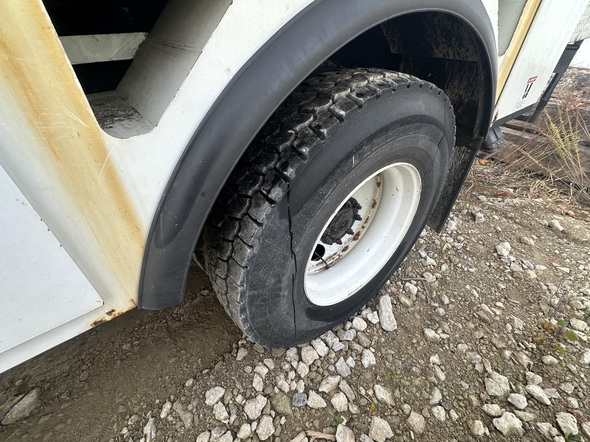 2017 FREIGHTLINER M2 106 - Image 15