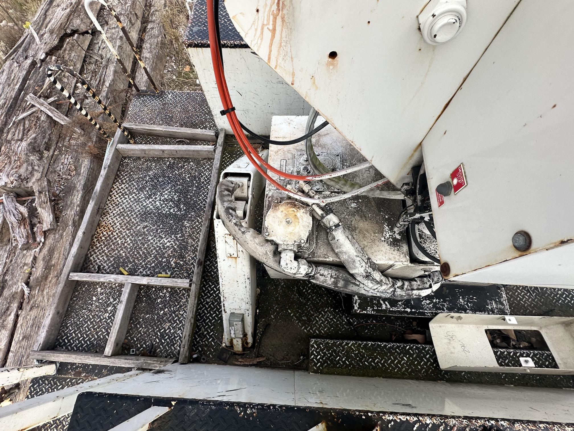 2017 FREIGHTLINER M2 106 - Image 36