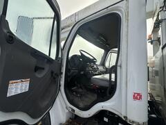 2017 FREIGHTLINER M2 106 - Image 37